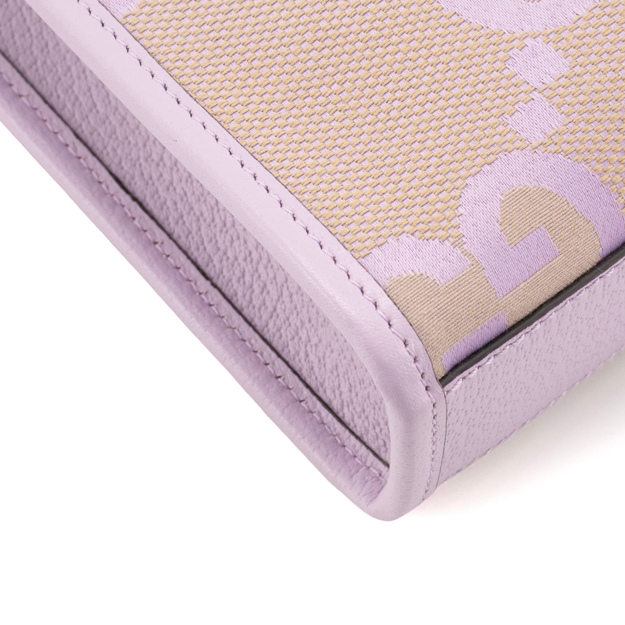 GUCCI - Sac à bandoulière Cabas Plat Gucci en toile et cuir violet