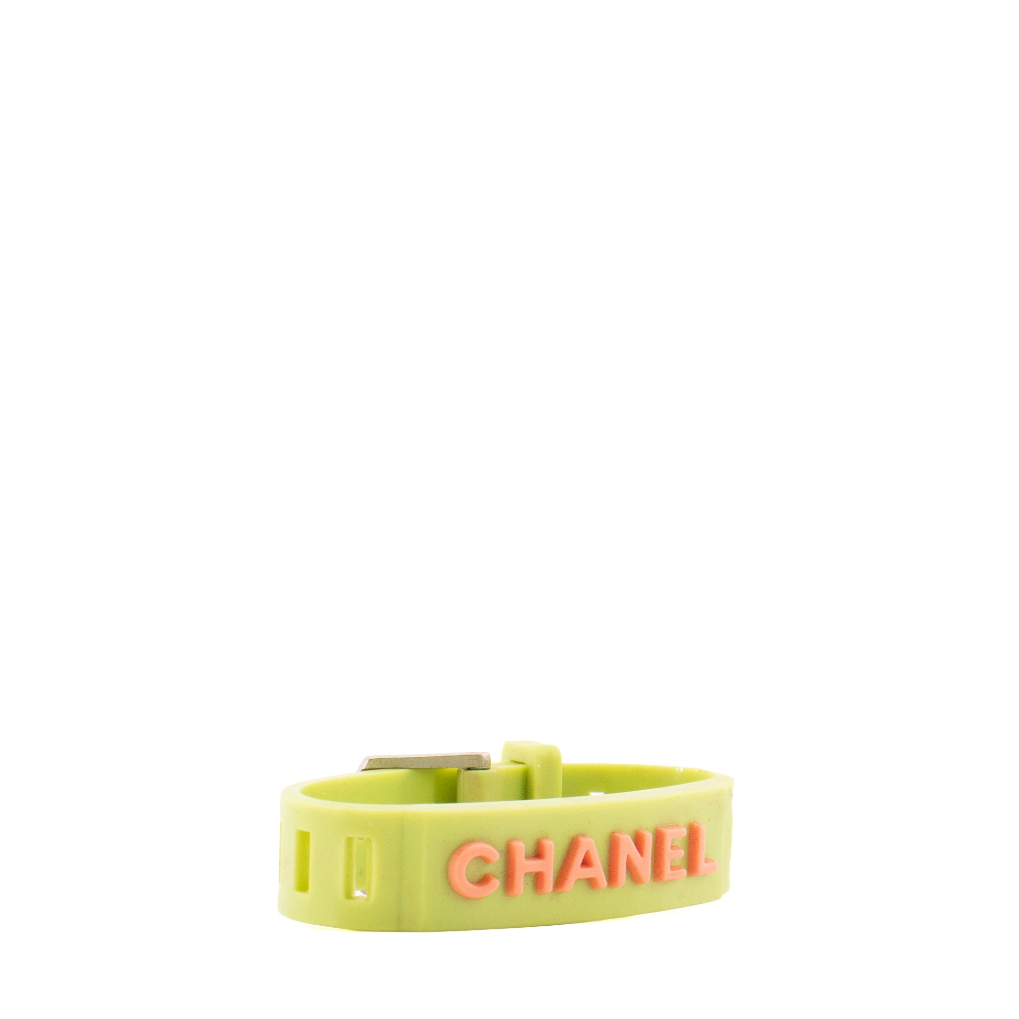 CHANEL - Bracelet Chanel en caoutchouc vert