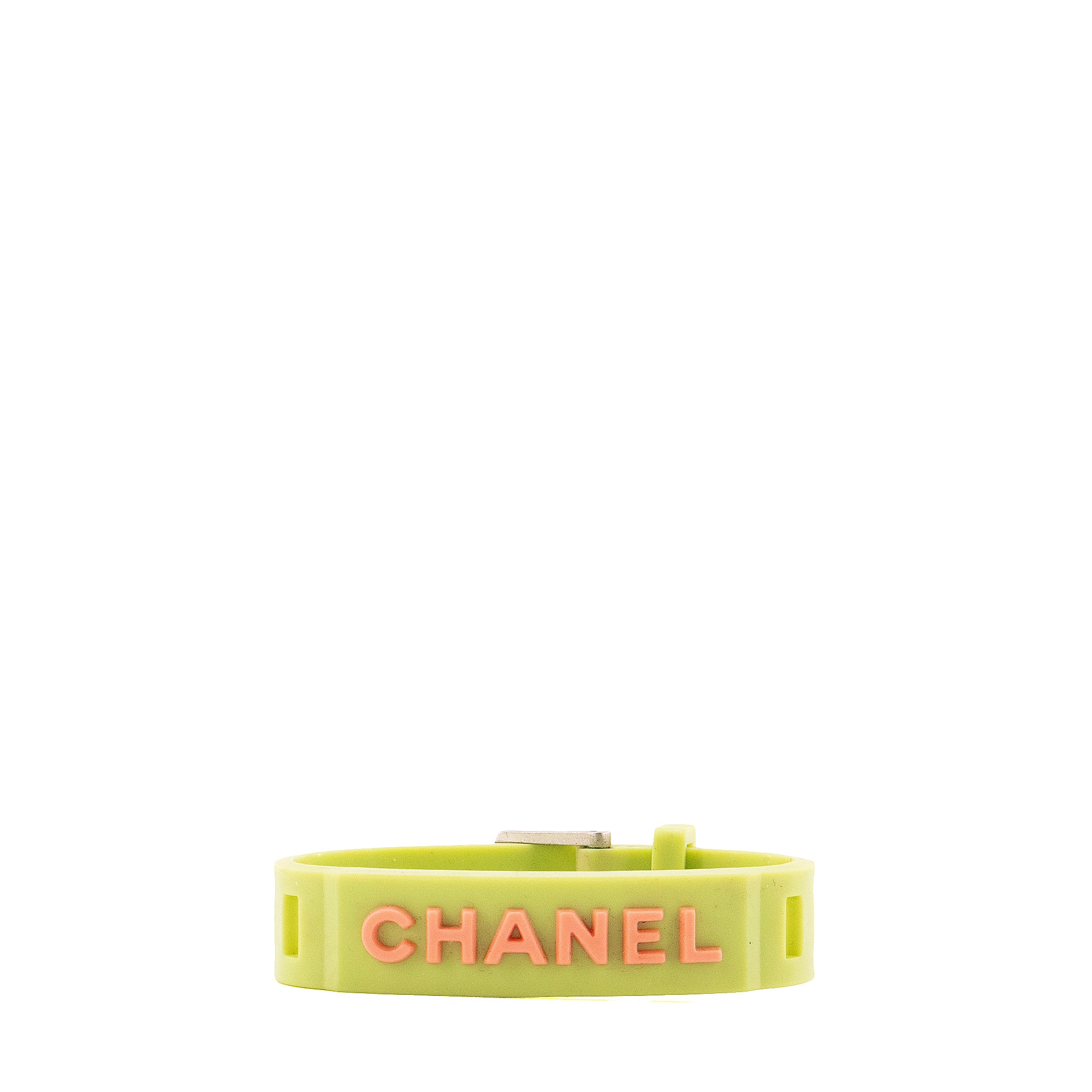 CHANEL - Bracelet Chanel en caoutchouc vert