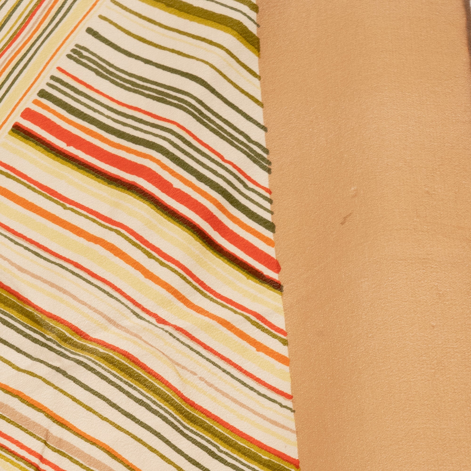 CHANEL - Pink and gray camellia 90 silk scarf