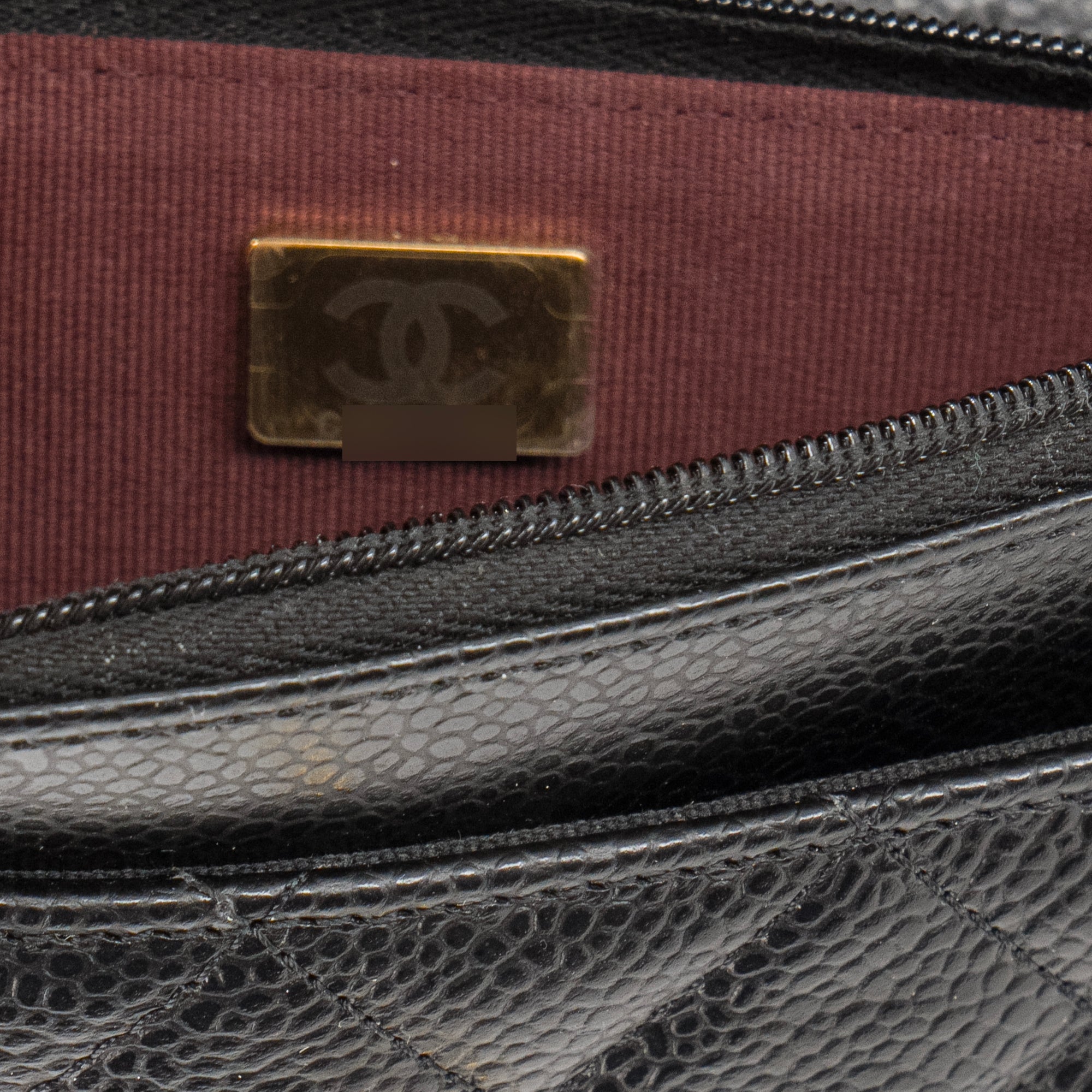 CHANEL - Sac à bandoulière Wallet on Chain Classique/Timeless Chanel en cuir caviar noir