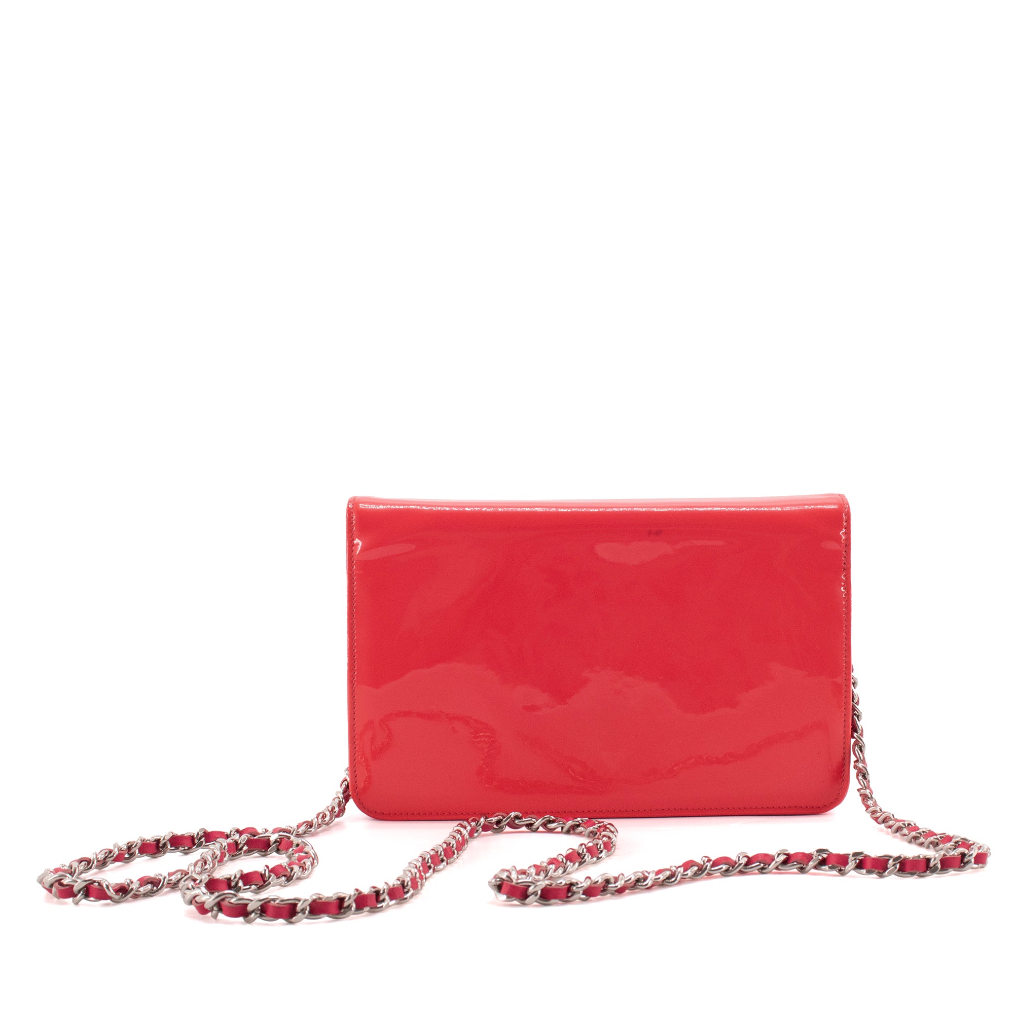 CHANEL - Sac à bandoulière Wallet On Chain édition limitée Chanel en cuir verni rose