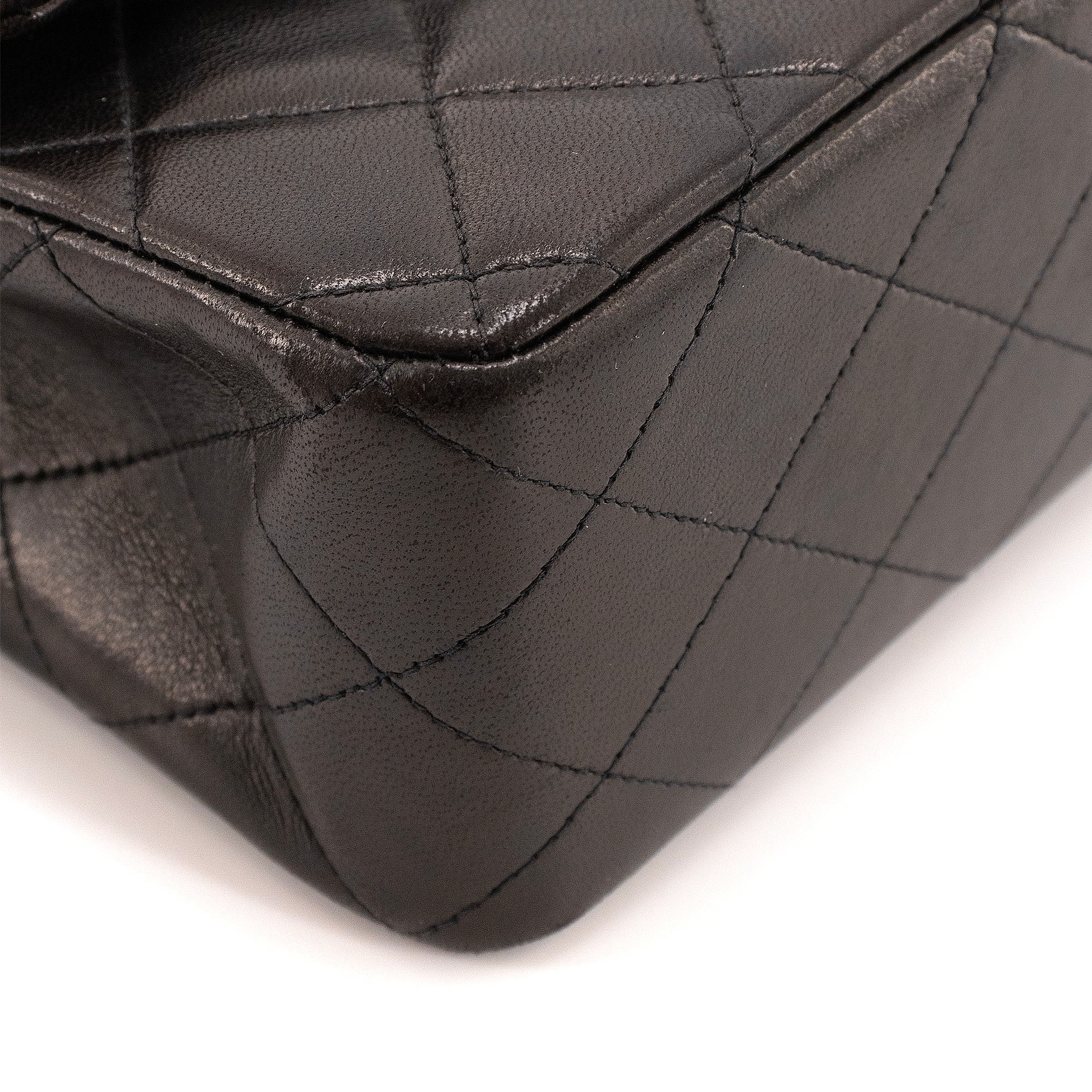CHANEL - Sac à main Classique/Timeless 11.12 Chanel en cuir lisse noir vintage