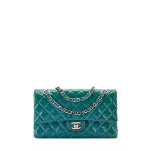 CHANEL - Sac à main Classique/Timeless 11.12 Chanel en cuir verni bleu vert