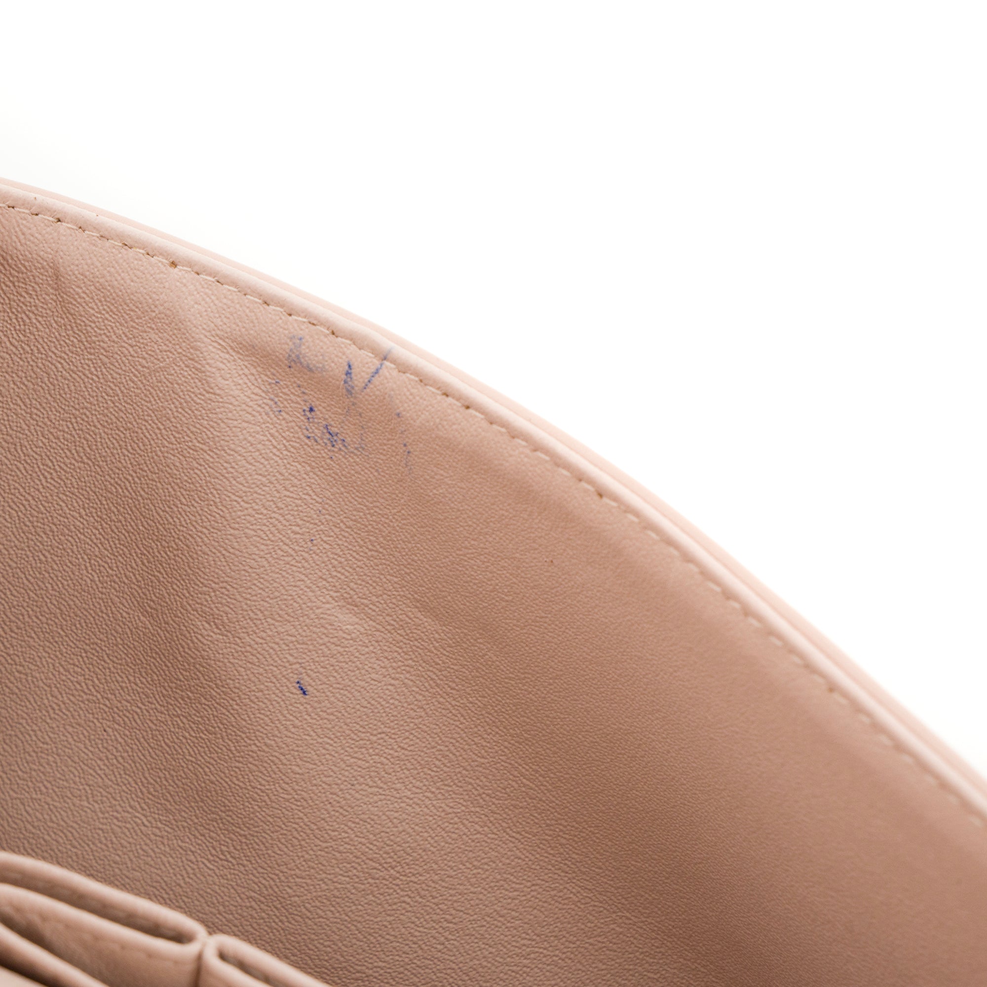 CHANEL - Sac à main Classique/Timeless 11.12 Chanel en cuir verni jaune