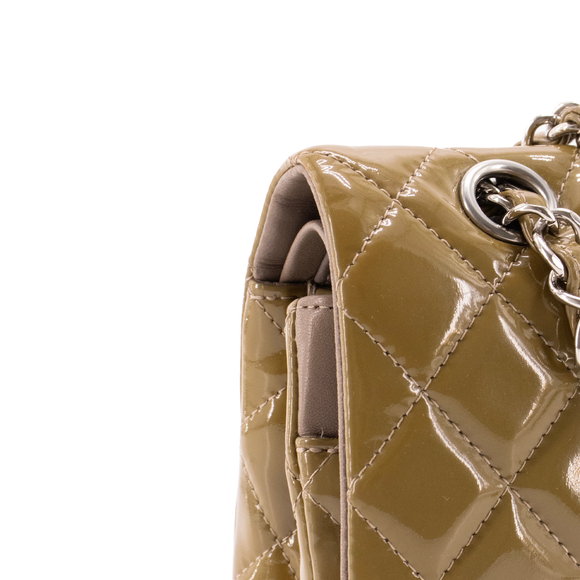 CHANEL - Sac à main Classique/Timeless 11.12 Chanel en cuir verni kaki