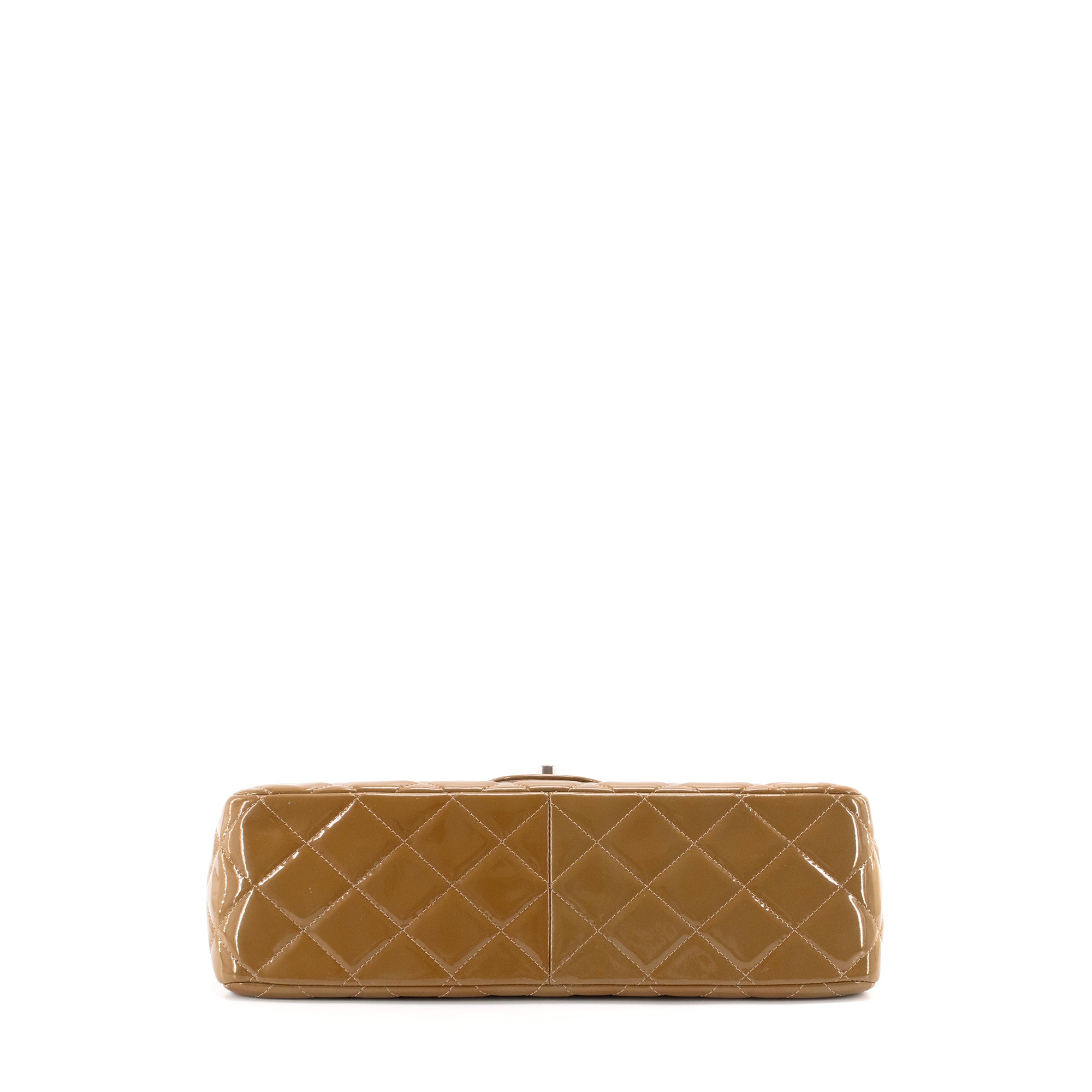 CHANEL - Sac à main Classique/Timeless Jumbo Chanel en cuir verni kaki