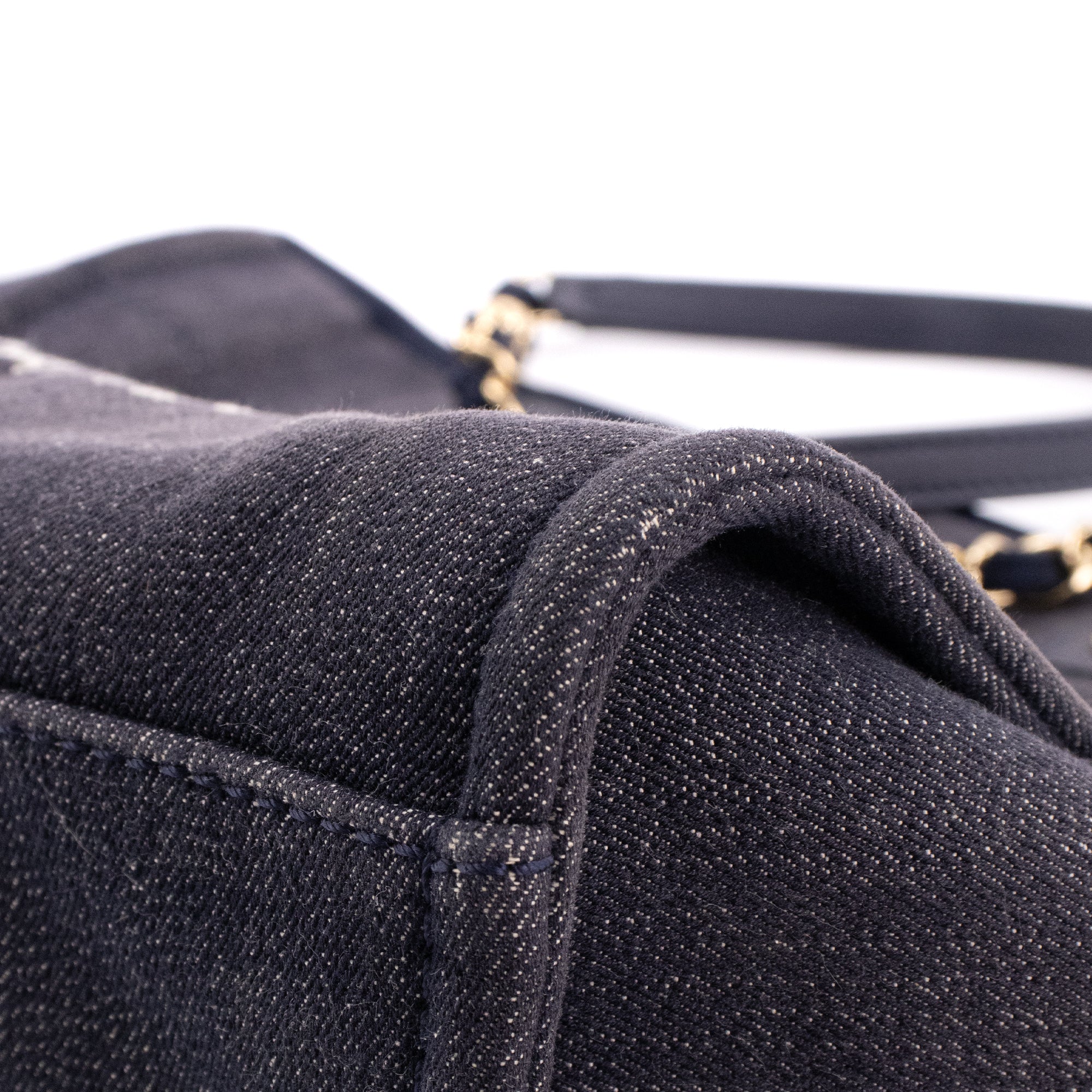 CHANEL - Sac cabas Deauville Chanel en toile bleu marine