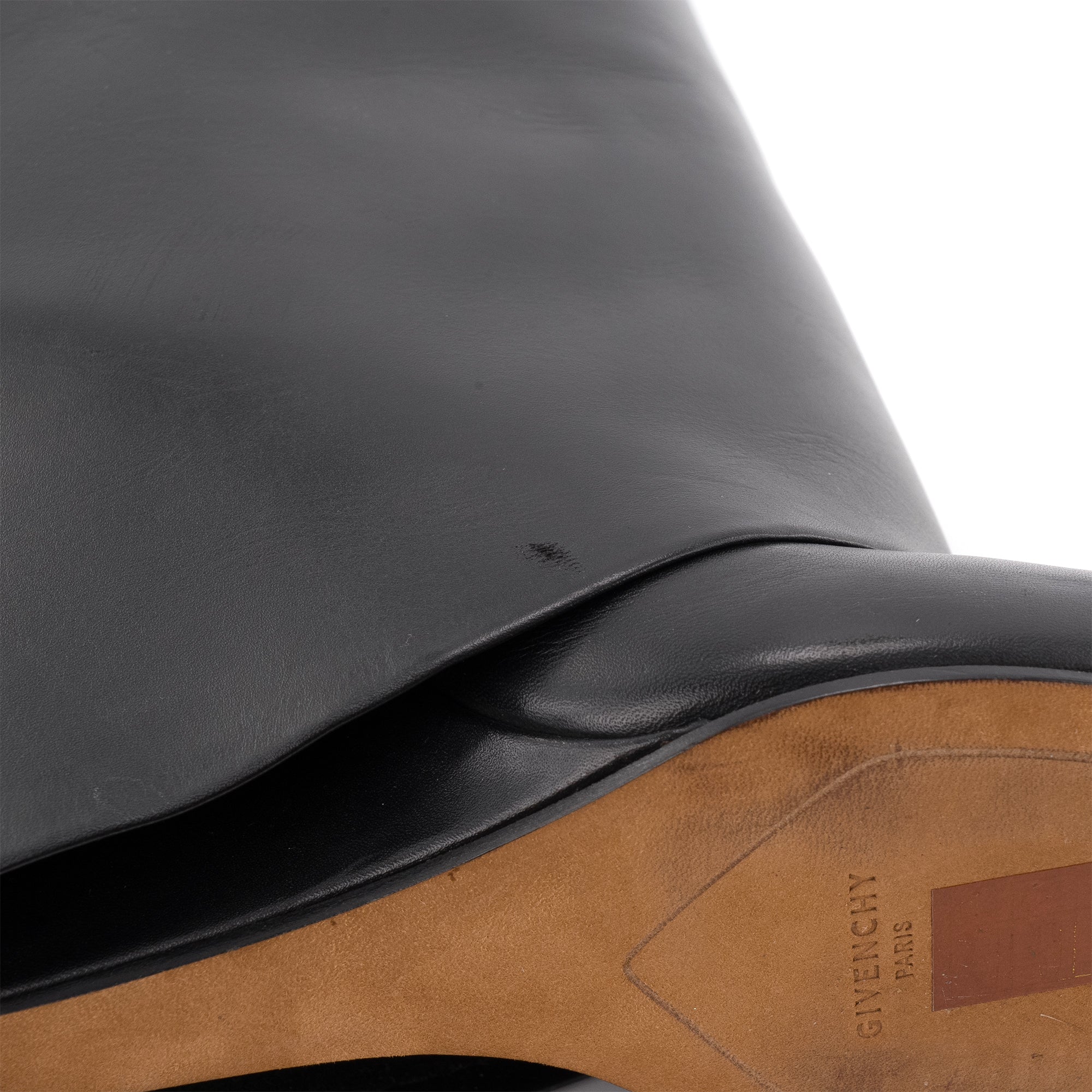 GIVENCHY - Bottes Shark Lock Givenchy en cuir noir (T37)