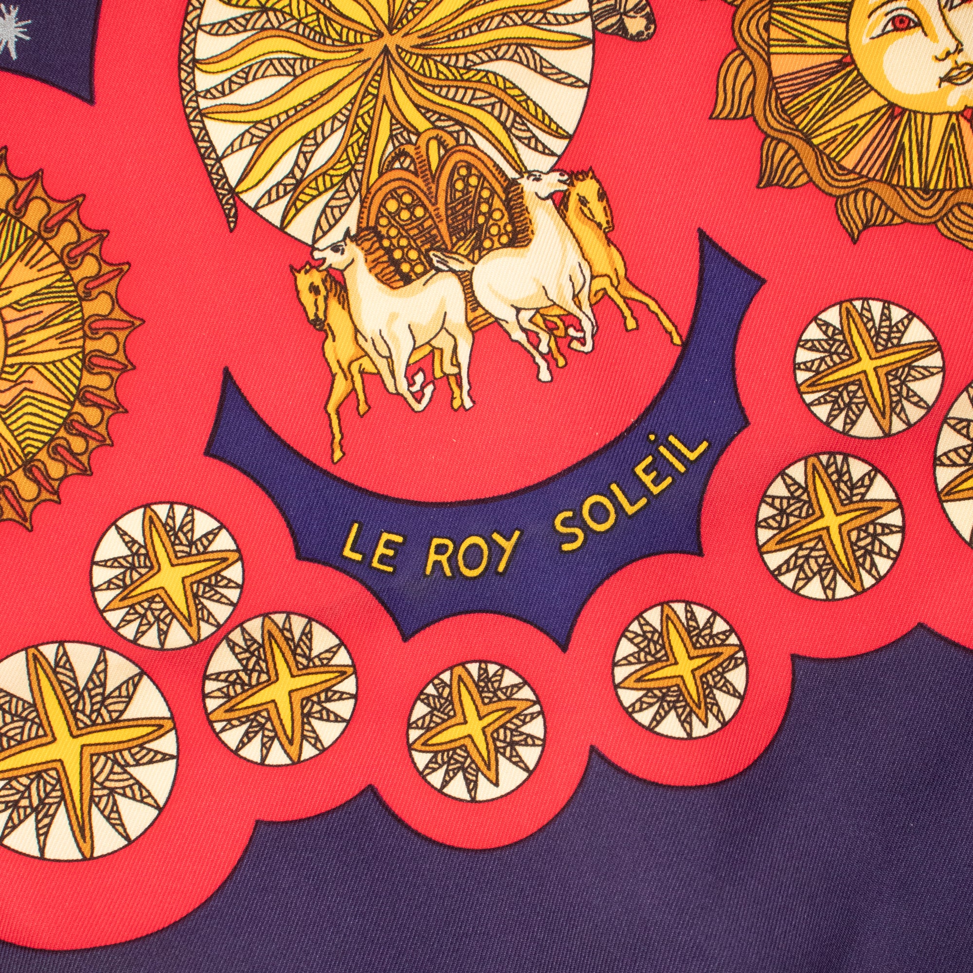HERMÈS - Carré 90 Le Roy Soleil Hermès en soie multicolore