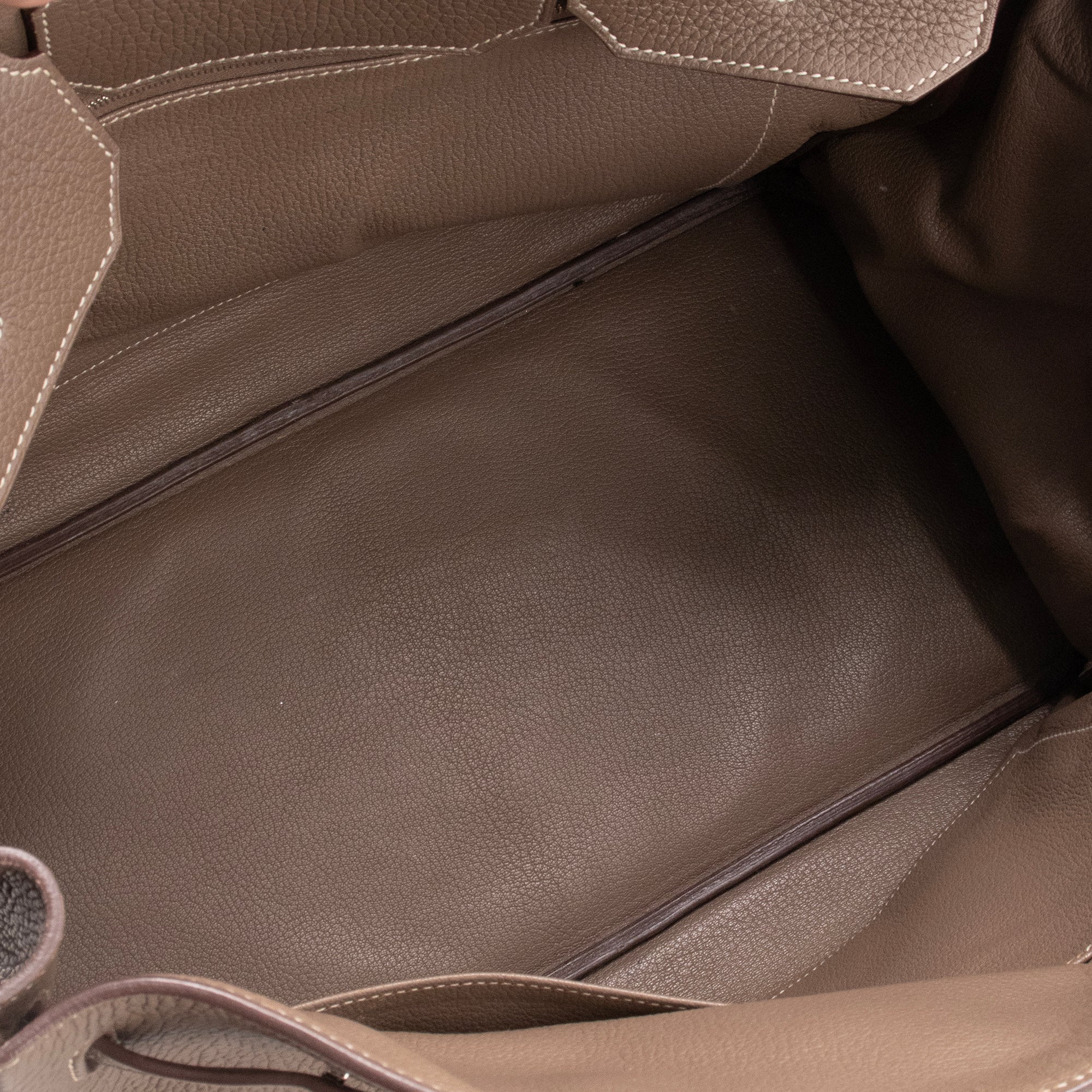 HERMÈS - Sac à main Birkin 40 Hermès en cuir taurillon clémence étoupe