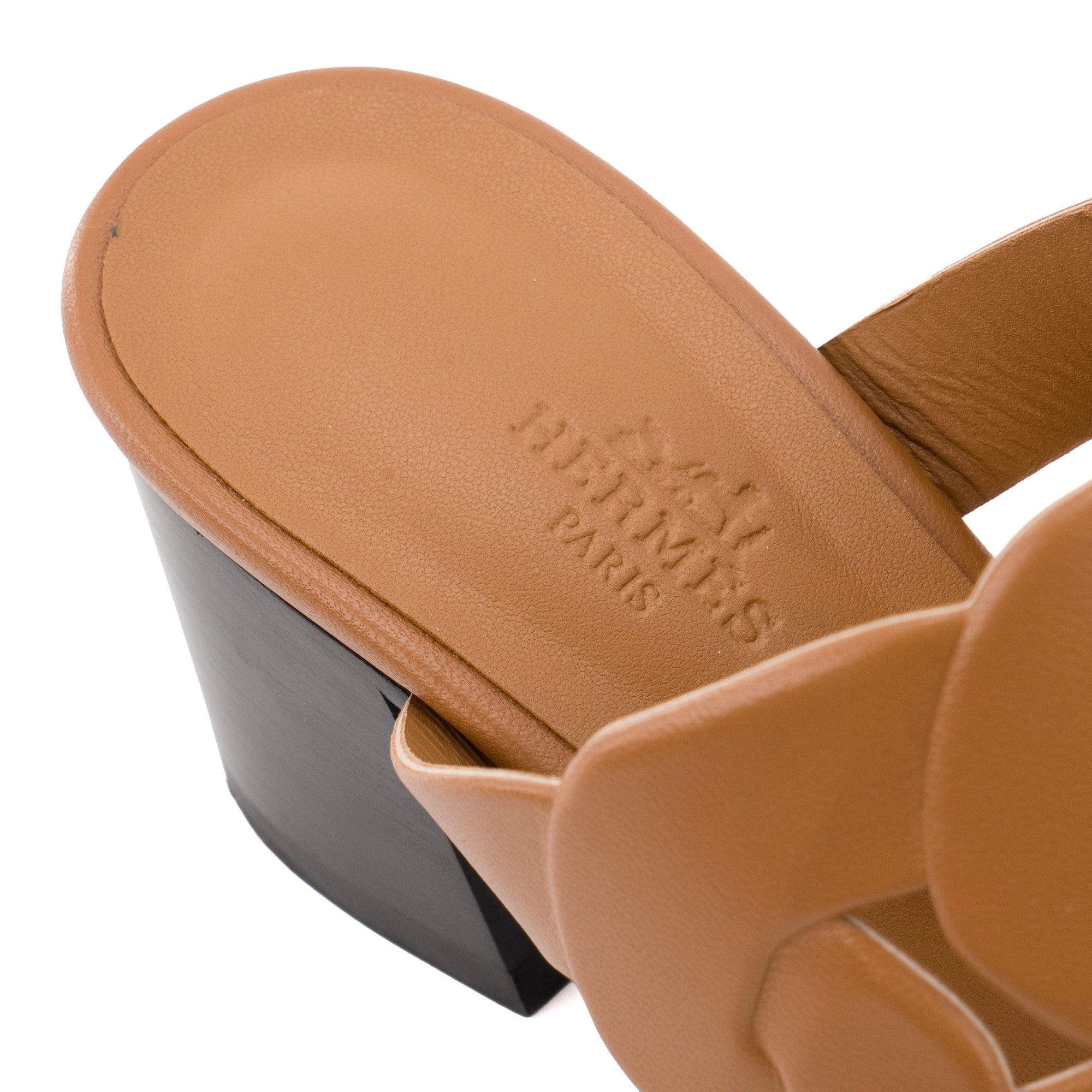 HERMÈS - Sandales Gaby Hermès en cuir marron (T37)