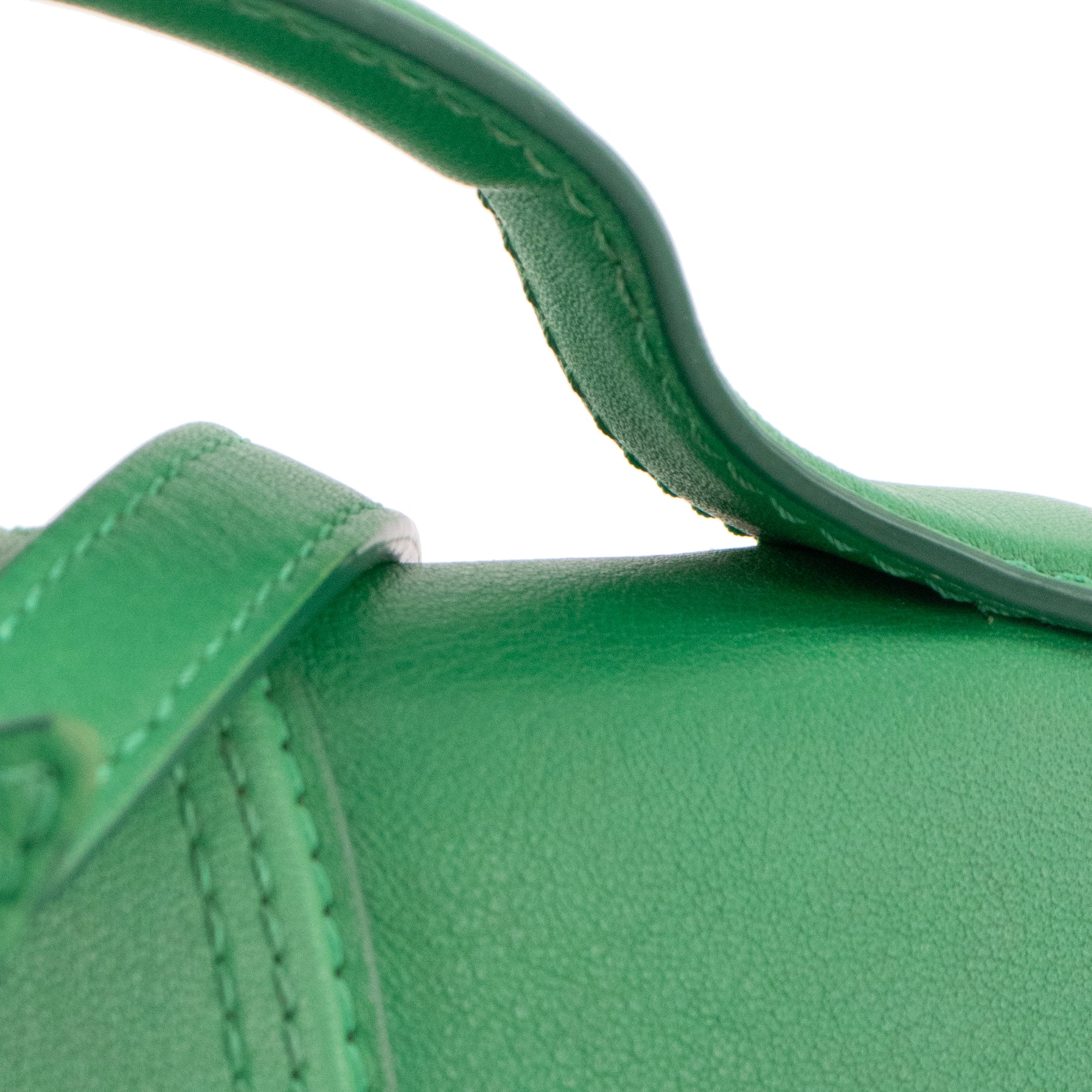 JACQUEMUS - Sac à bandoulière Bambino Jacquemus en cuir vert