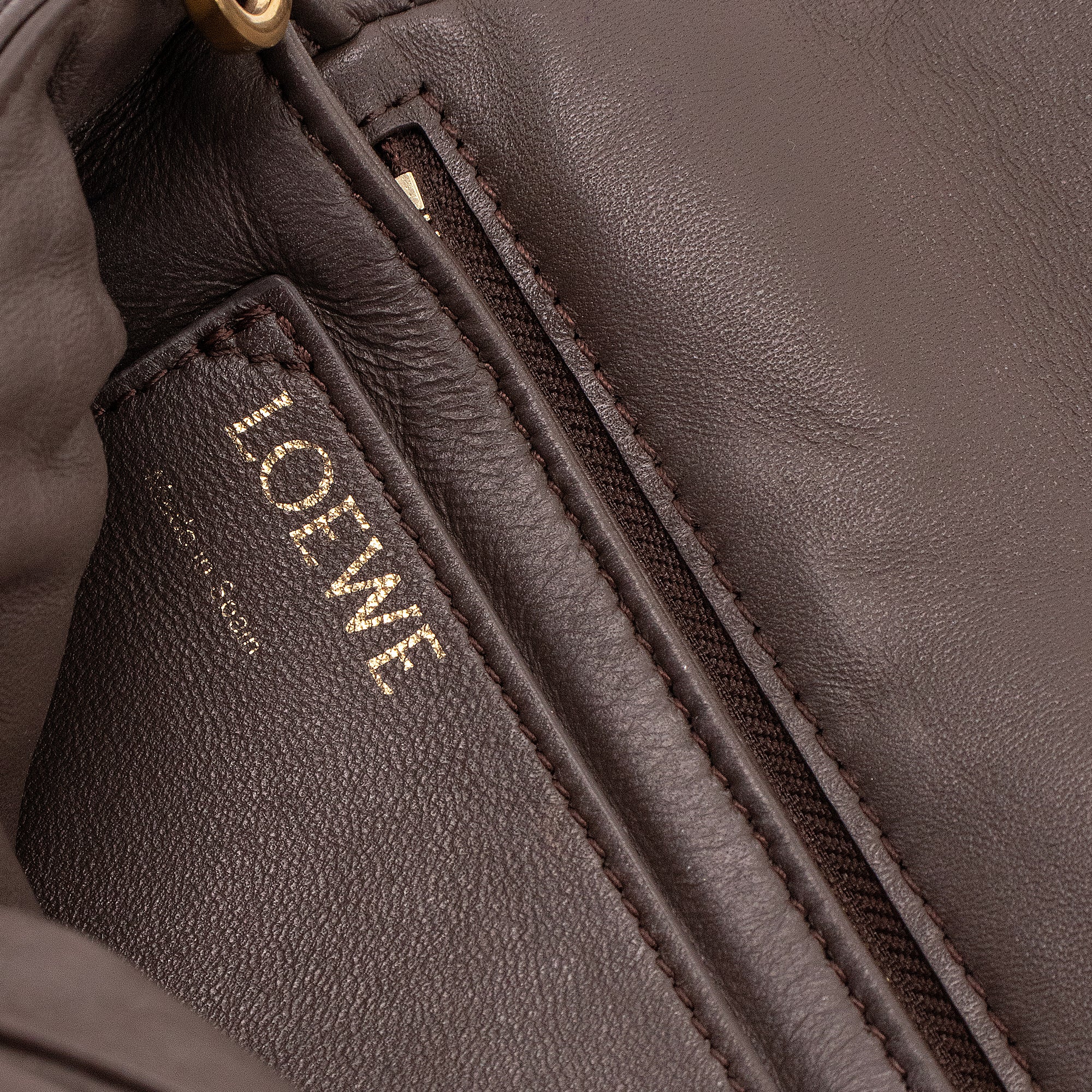 LOEWE - Sac à épaule Goya Puffer Loewe en cuir marron