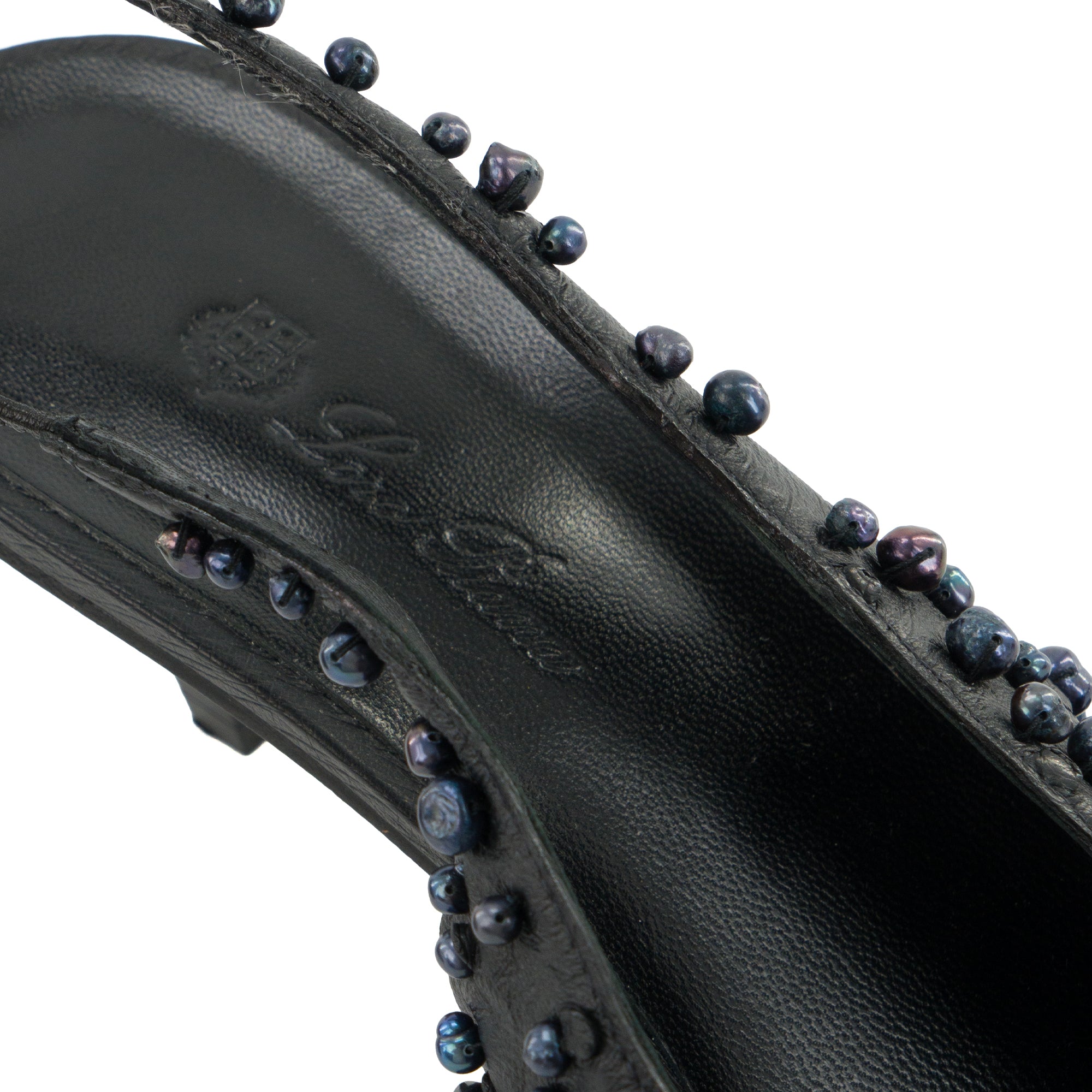 LORO PIANA - Escarpins Loro Piana en cuir d’autruche noir (T40)