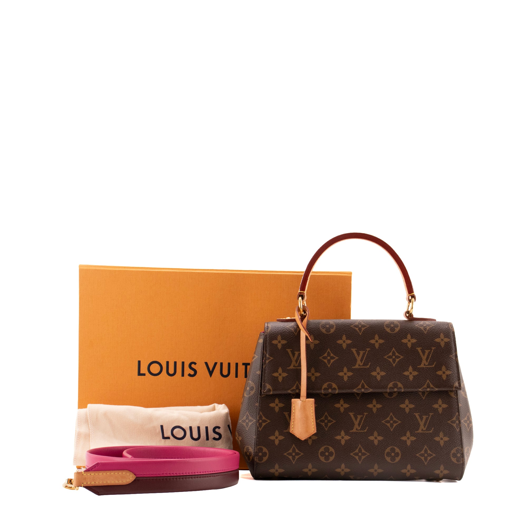 LOUIS VUITTON - Sac à bandoulière Cluny BB Louis Vuitton en toile enduite monogrammée