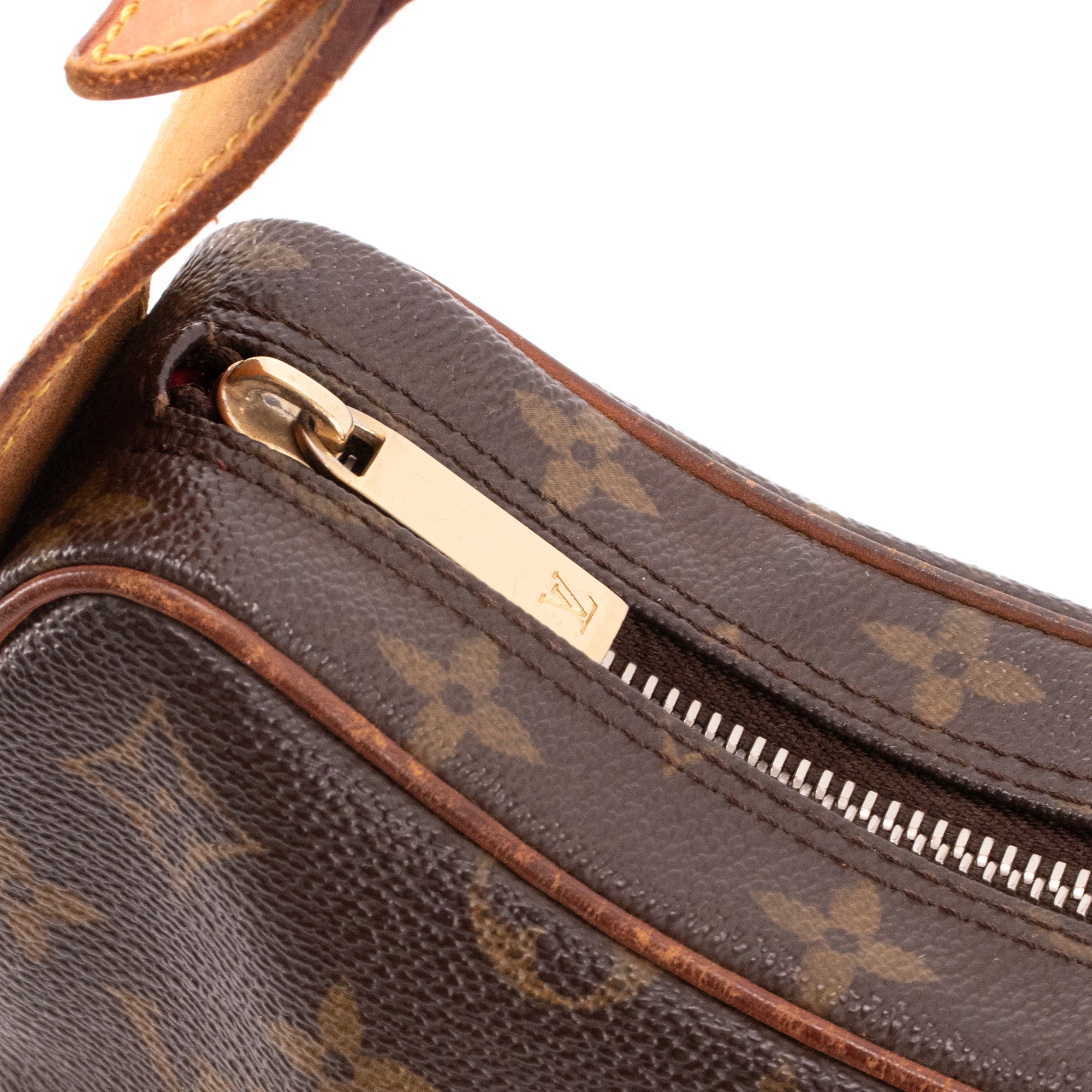 LOUIS VUITTON - Sac à épaule Croissant Louis Vuitton en toile enduite monogrammée vintage