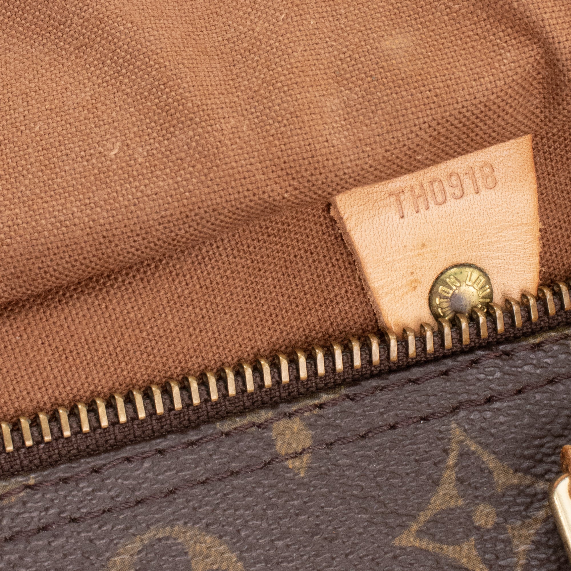 LOUIS VUITTON - Sac à main Speedy 30 Louis Vuitton en toile enduite monogrammée vintage