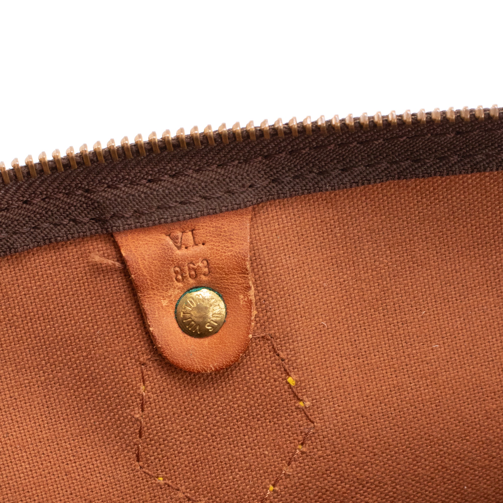 LOUIS VUITTON - Sac à main Speedy 35 Louis Vuitton en toile enduite monogrammée vintage