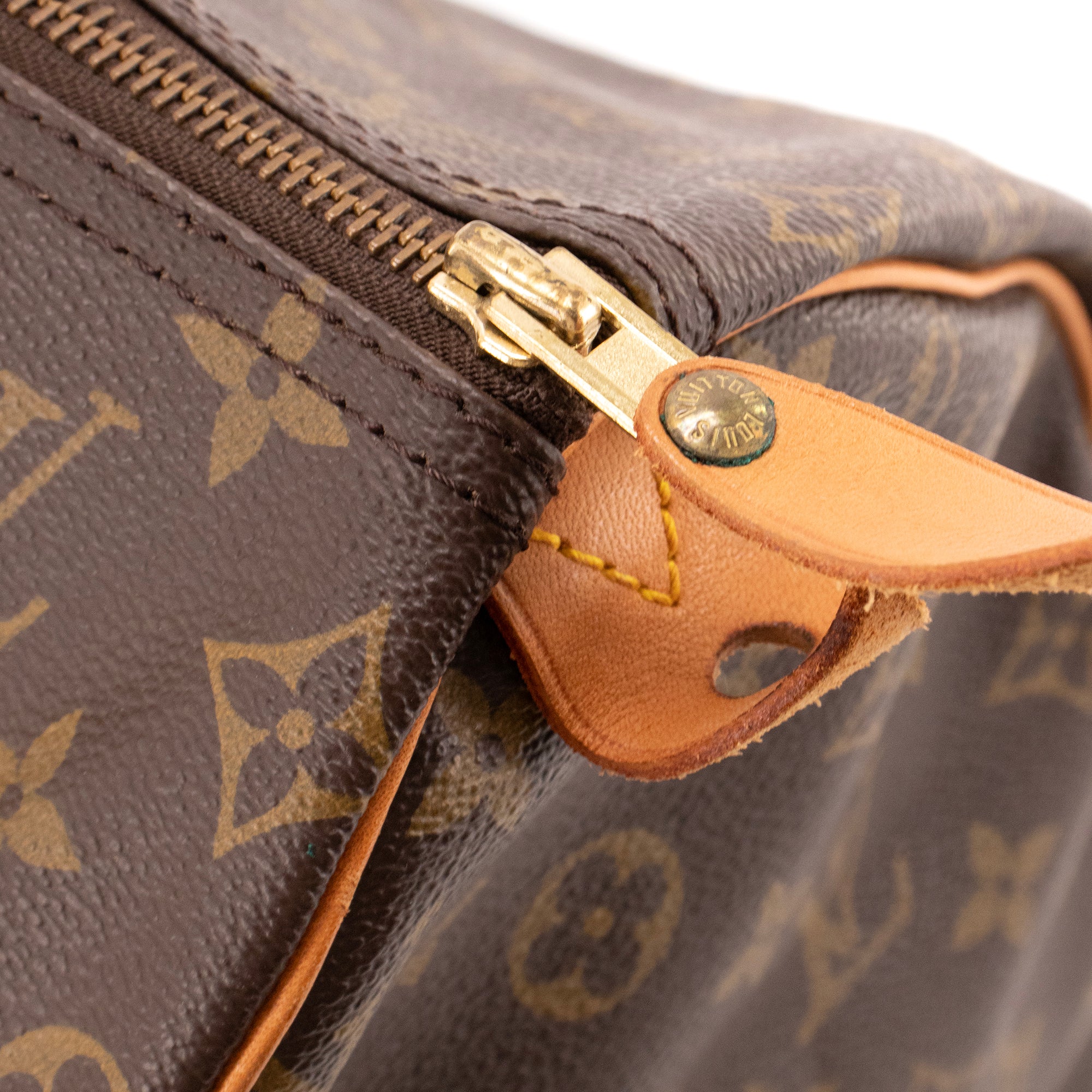 LOUIS VUITTON - Sac à main Speedy 40 Louis Vuitton en toile monogrammée vintage