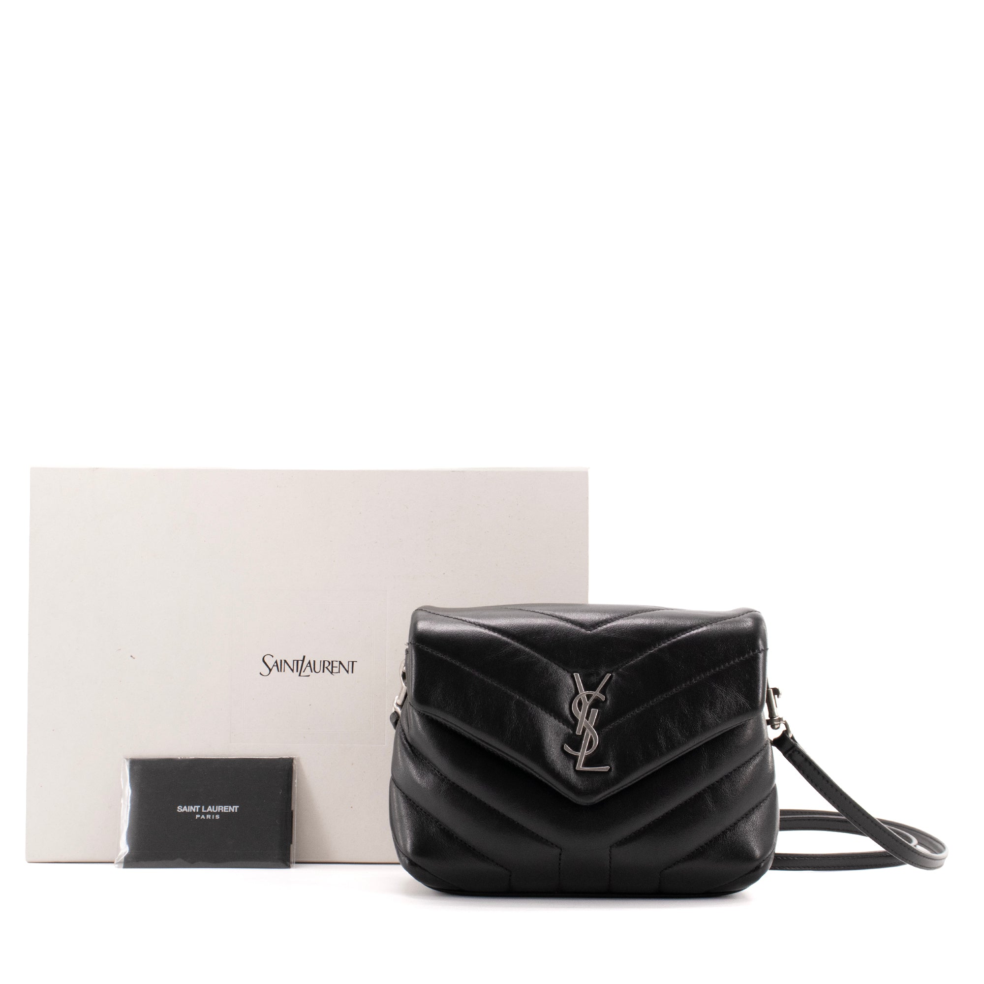 SAINT LAURENT - Sac à bandoulière Loulou Toy Saint Laurent en cuir lisse noir