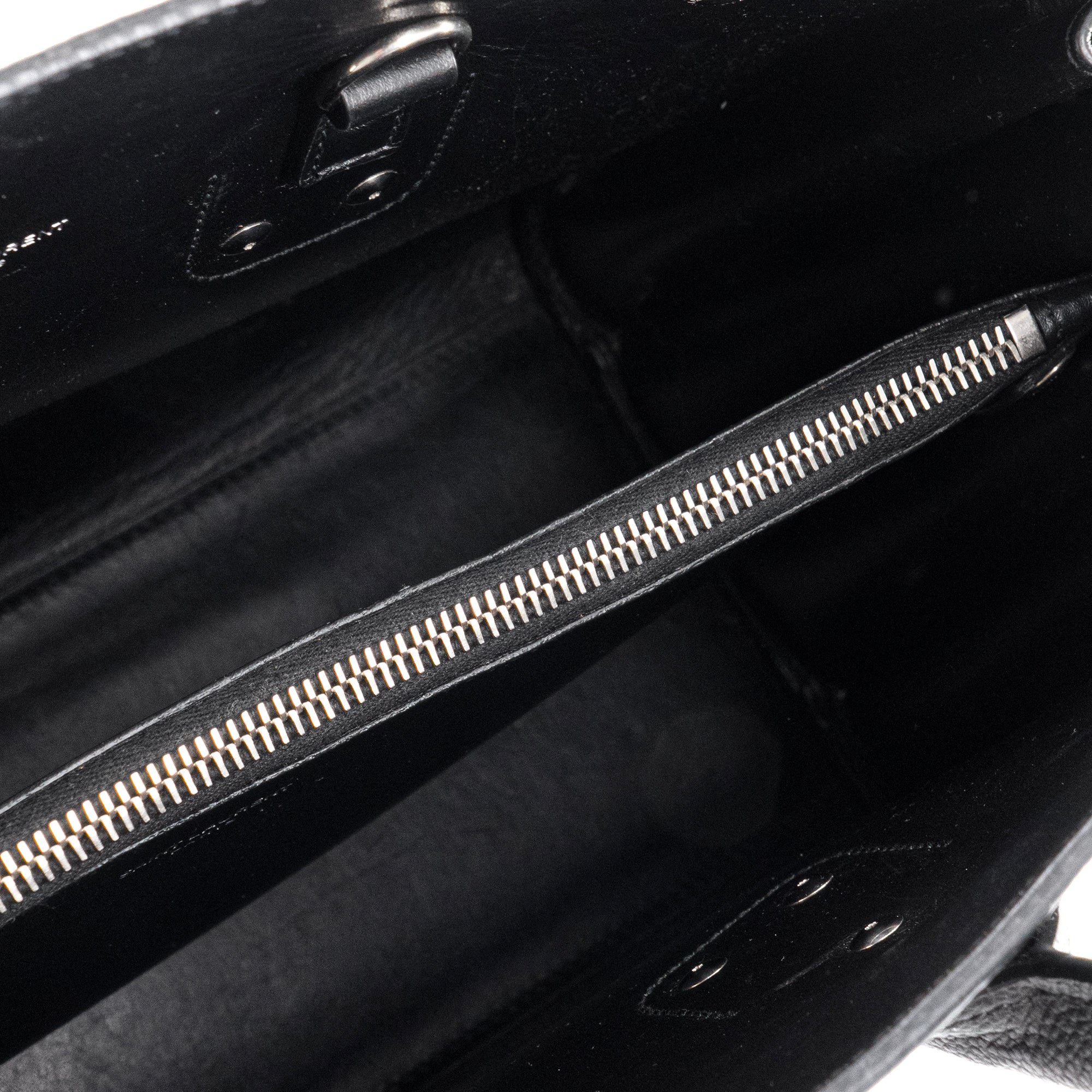 SAINT LAURENT - Sac de Jour Small Saint Laurent en cuir grainé noir