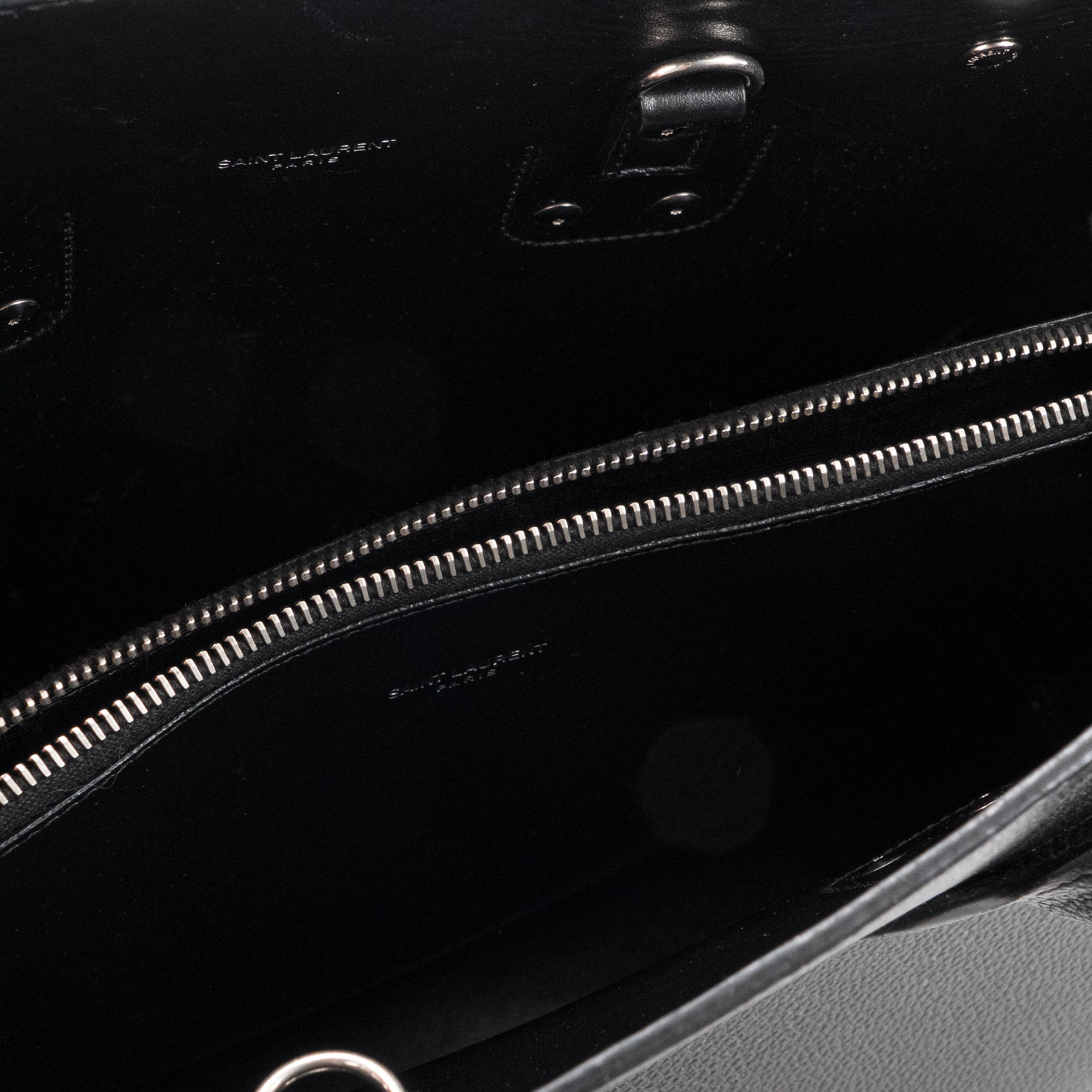 SAINT LAURENT - Sac de Jour Small Saint Laurent en cuir grainé noir