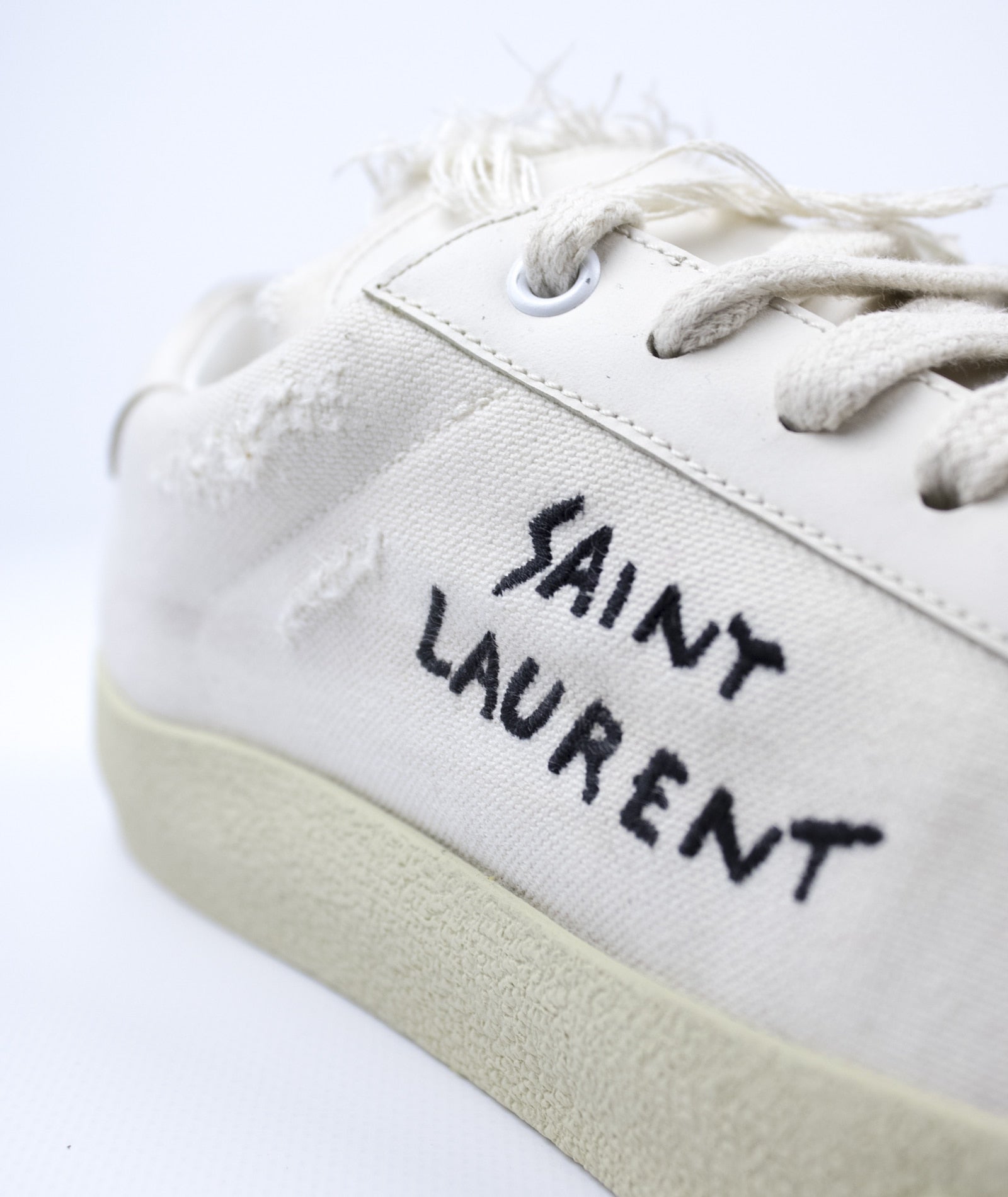Court Classic Sneakers (T42)