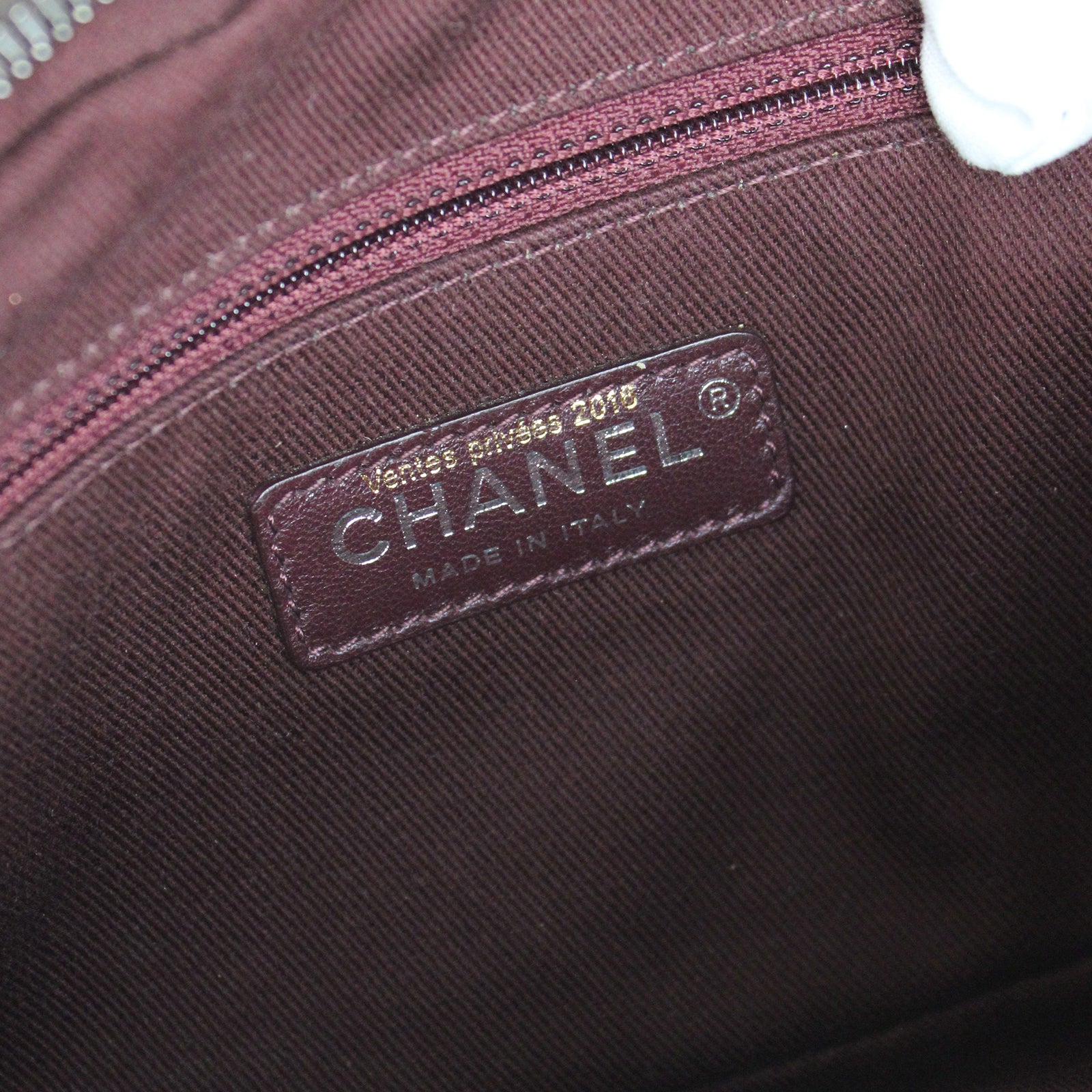 CHANEL - Sac Timeless à breloques métalliques
