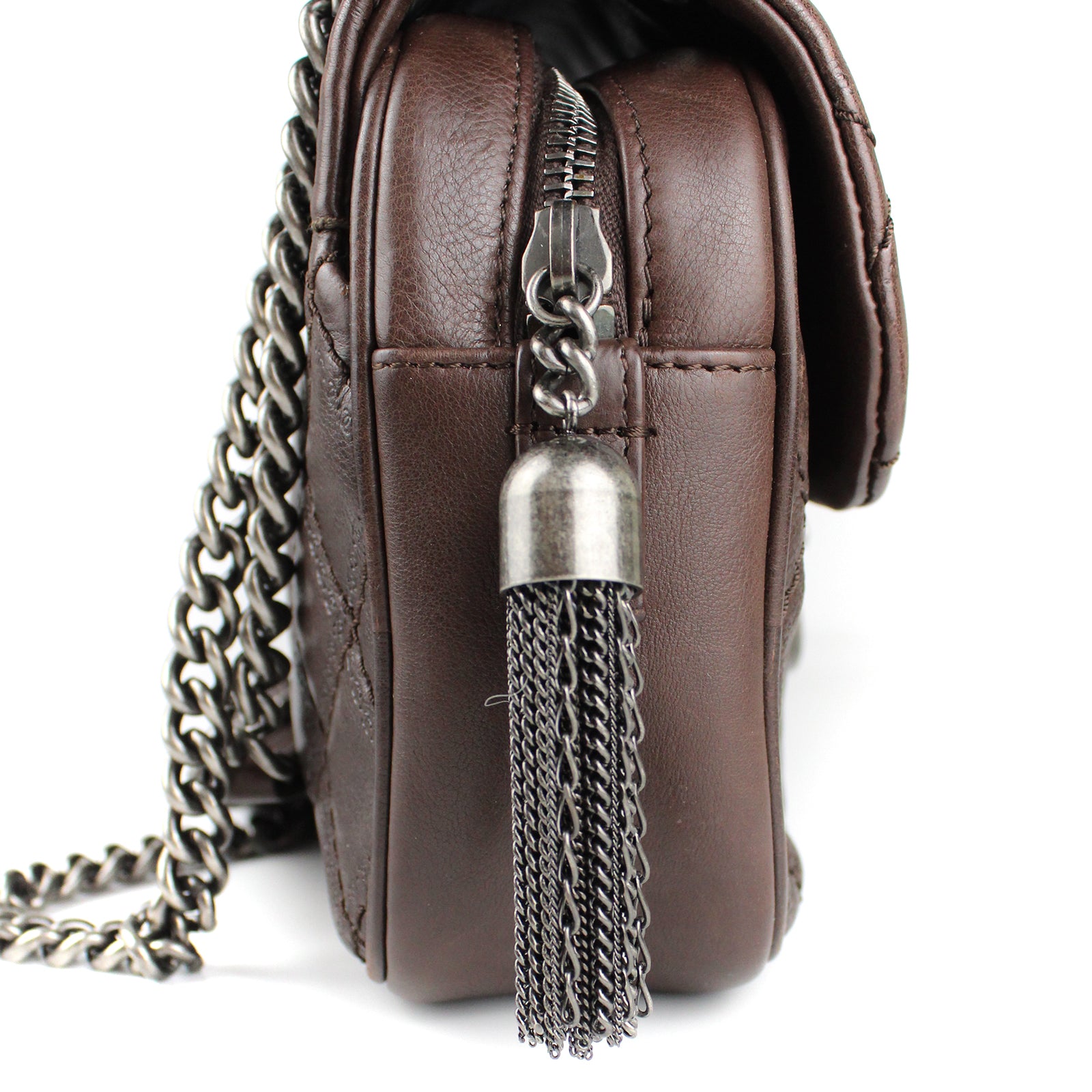 CHANEL - Sac Timeless à breloques métalliques
