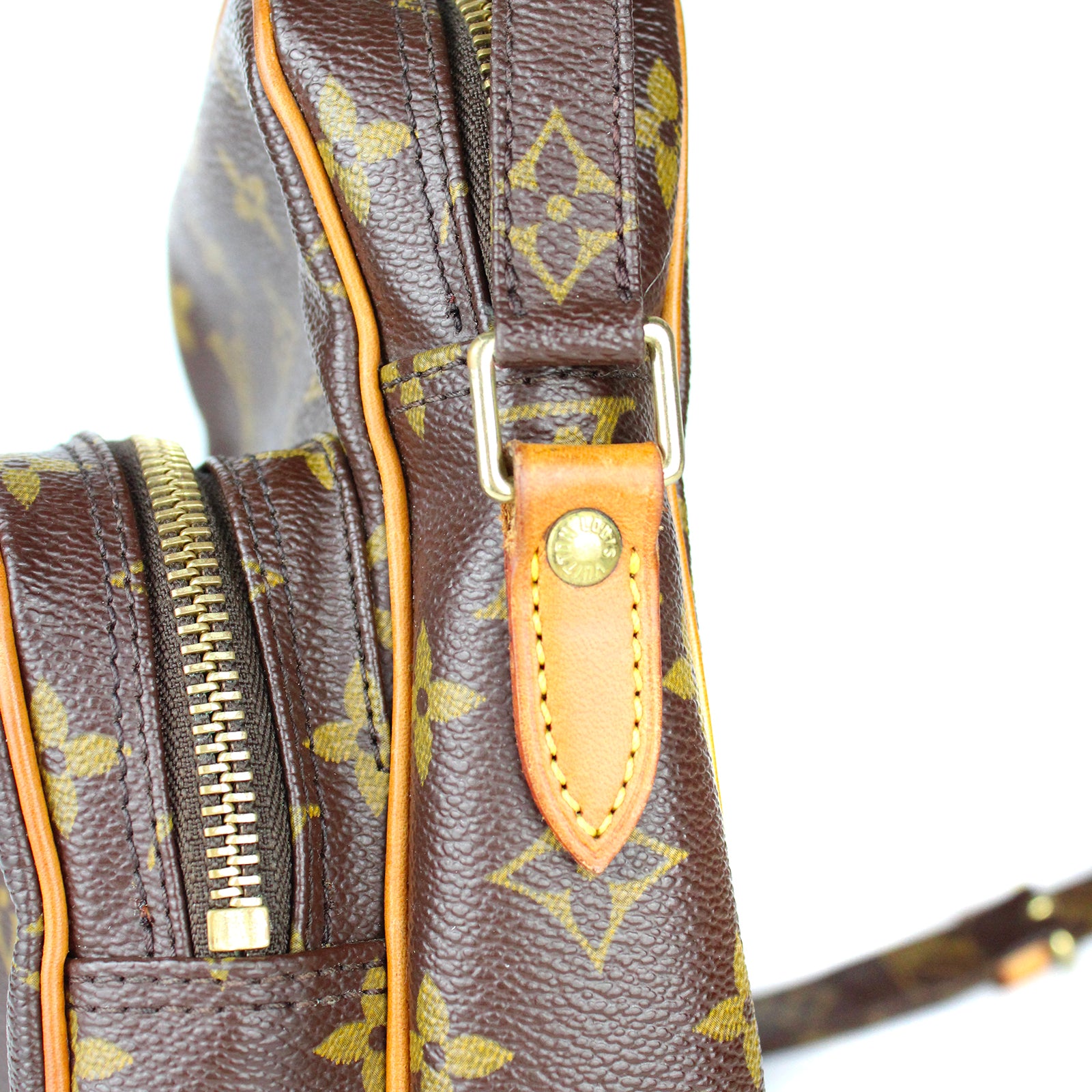 LOUIS VUITTON - Pochette à bandoulière Amazone
