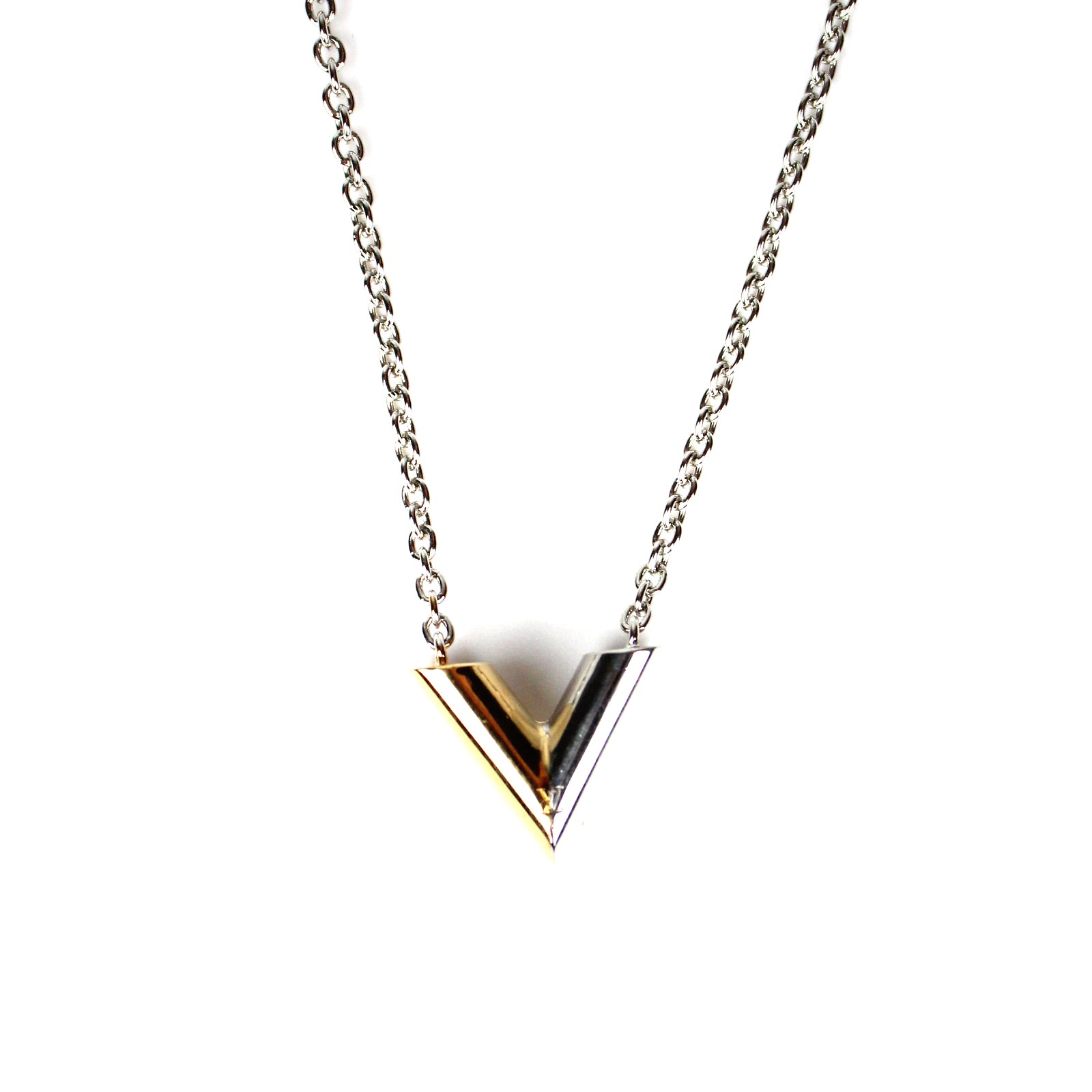 LOUIS VUITTON - Essential V necklace