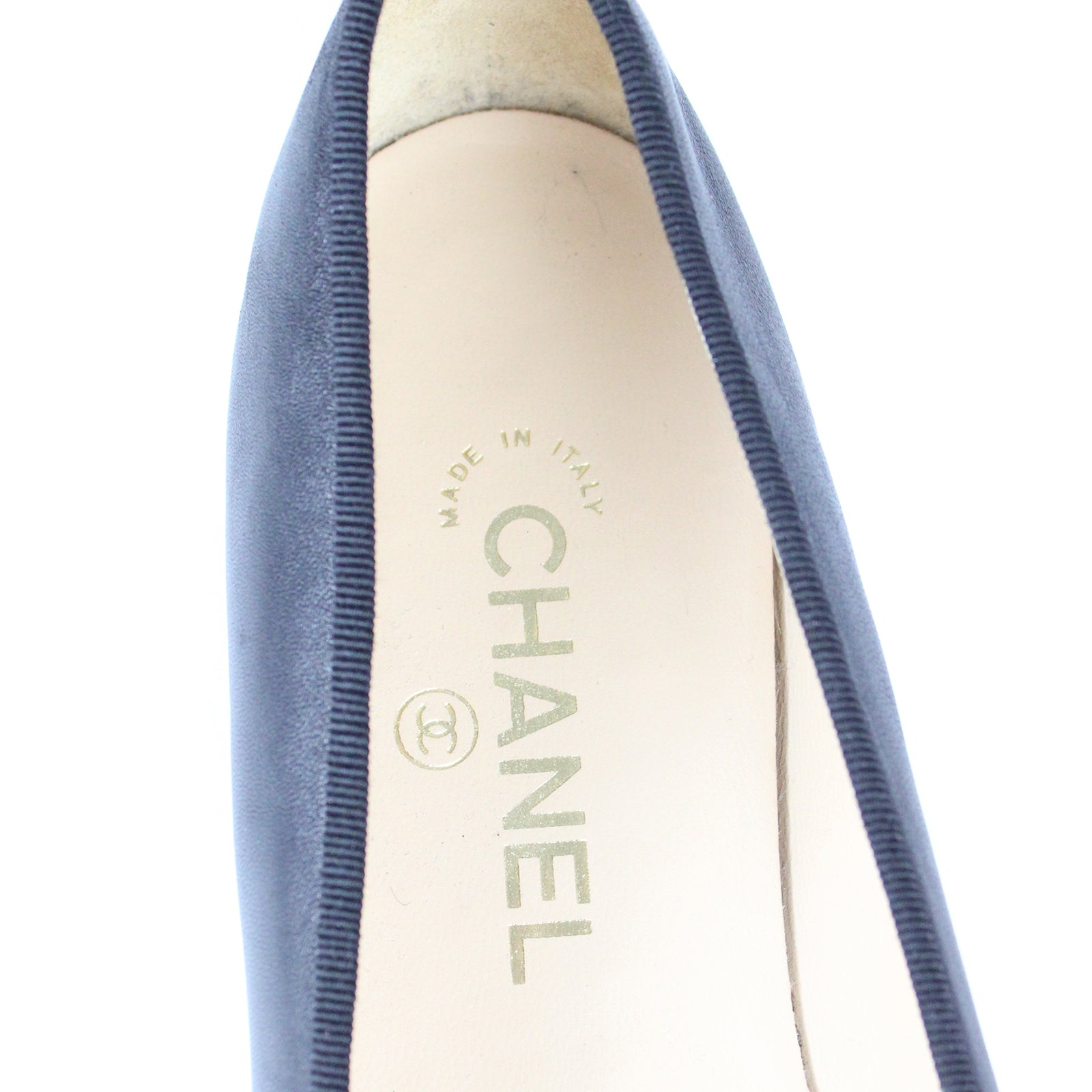 CHANEL - Classic ballerinas (T39)