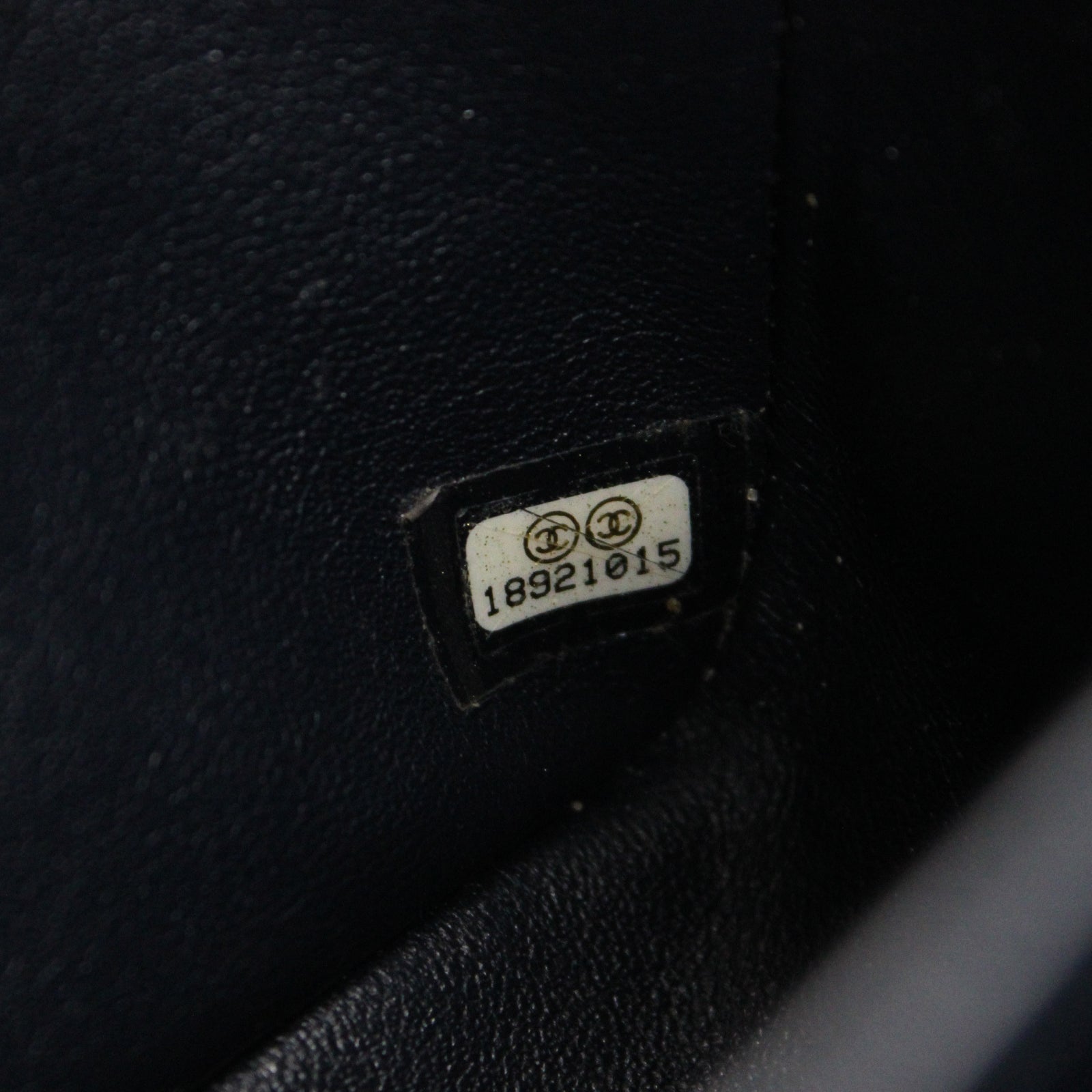 CHANEL - Sac 2.55 en cuir bleu nuit