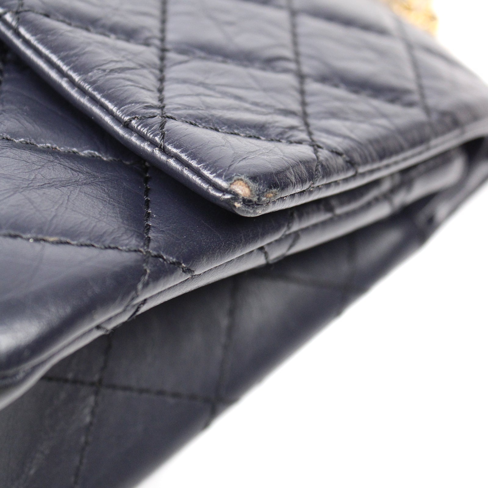 CHANEL - Sac 2.55 en cuir bleu nuit