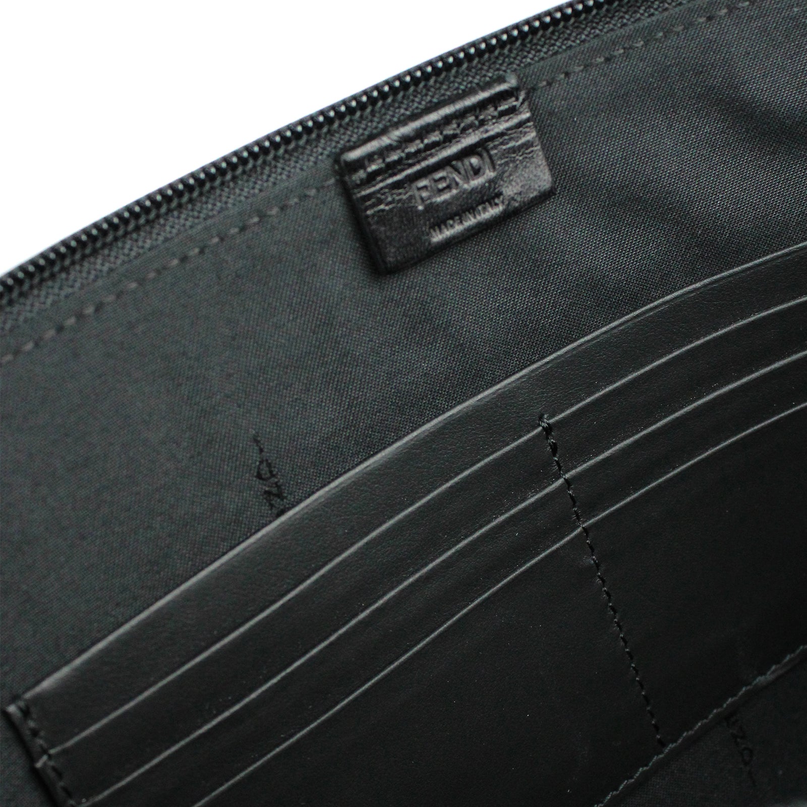 FENDI - Pochette en cuir