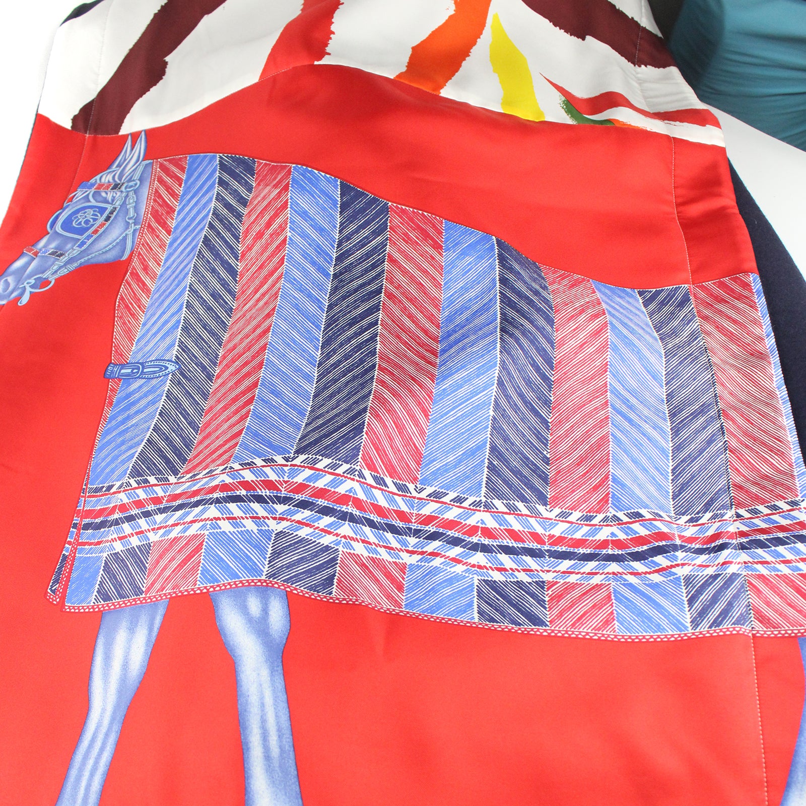 HERMÈS - Cape réversible en cachemire et soie "petit h"