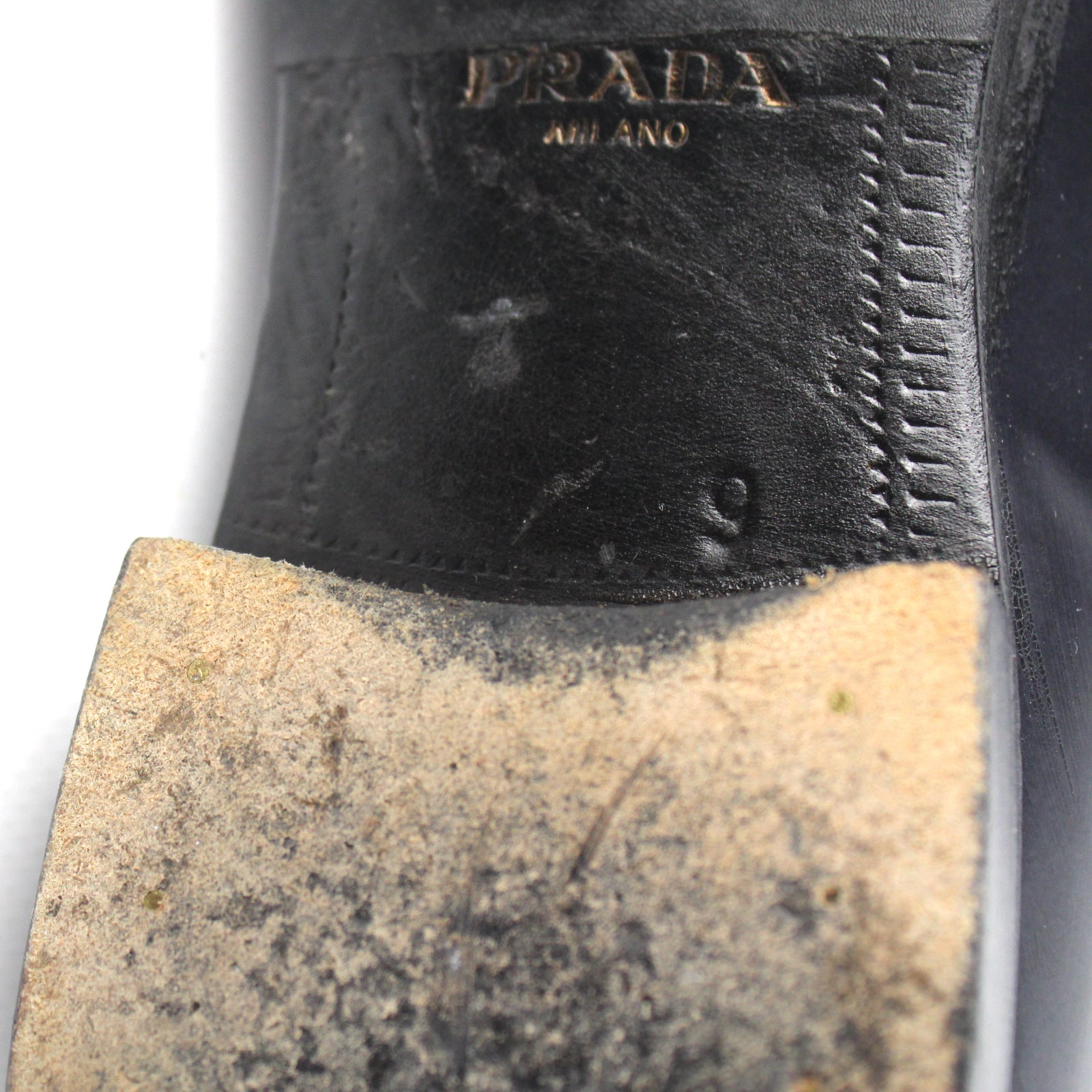 Tasseled leather loafers (T43)