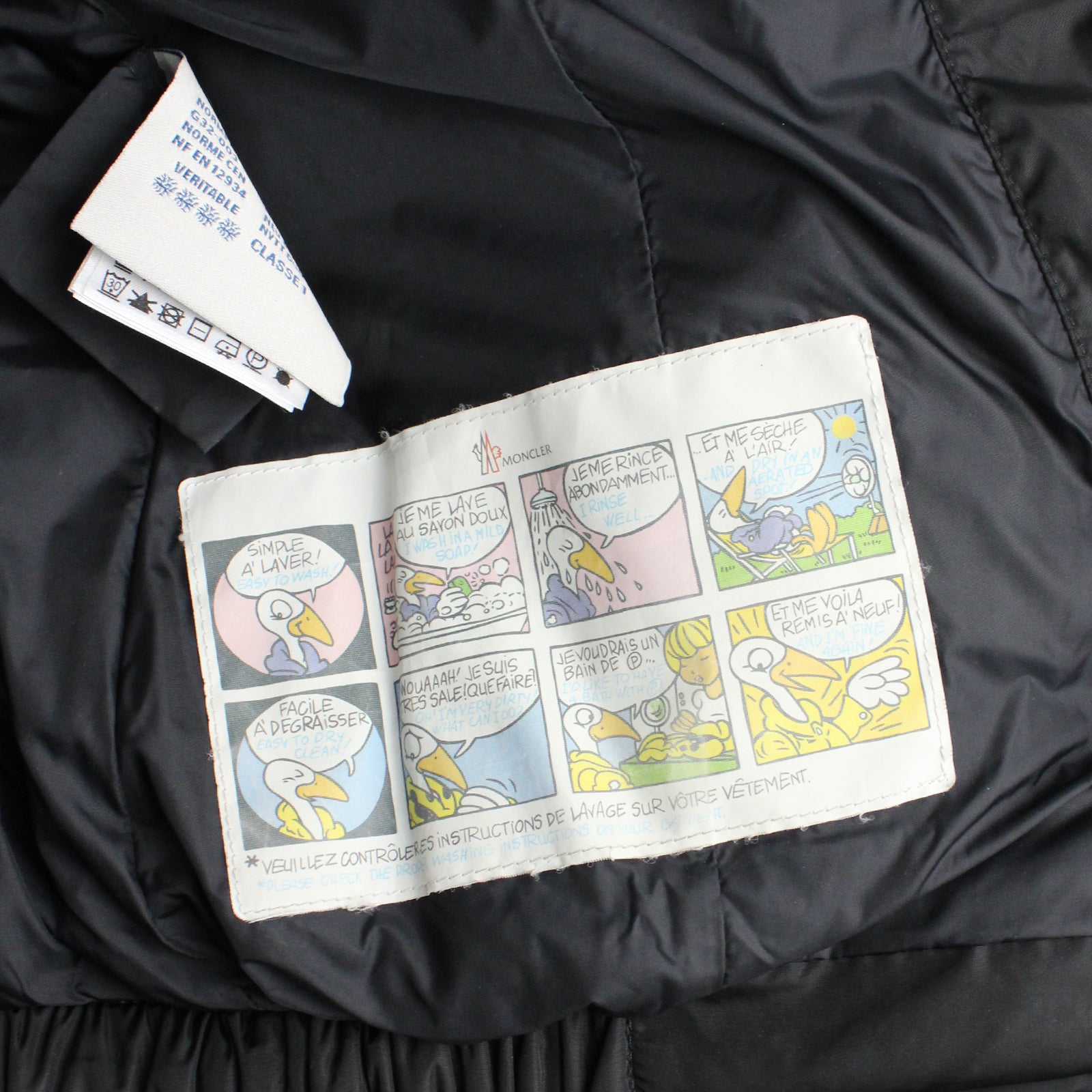 MONCLER - Doudoune courte cintrée (T0)
