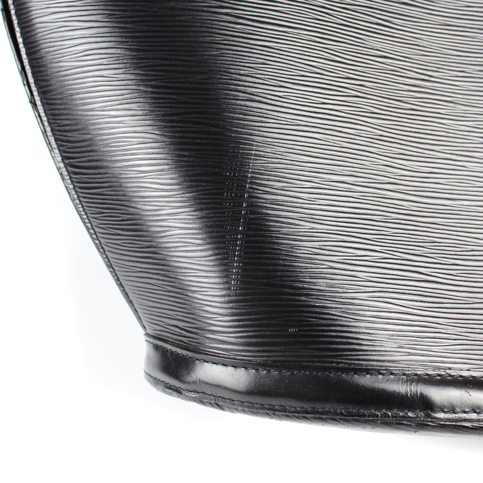 LOUIS VUITTON - Sac à main Saint Jacques moyen en cuir épi noir