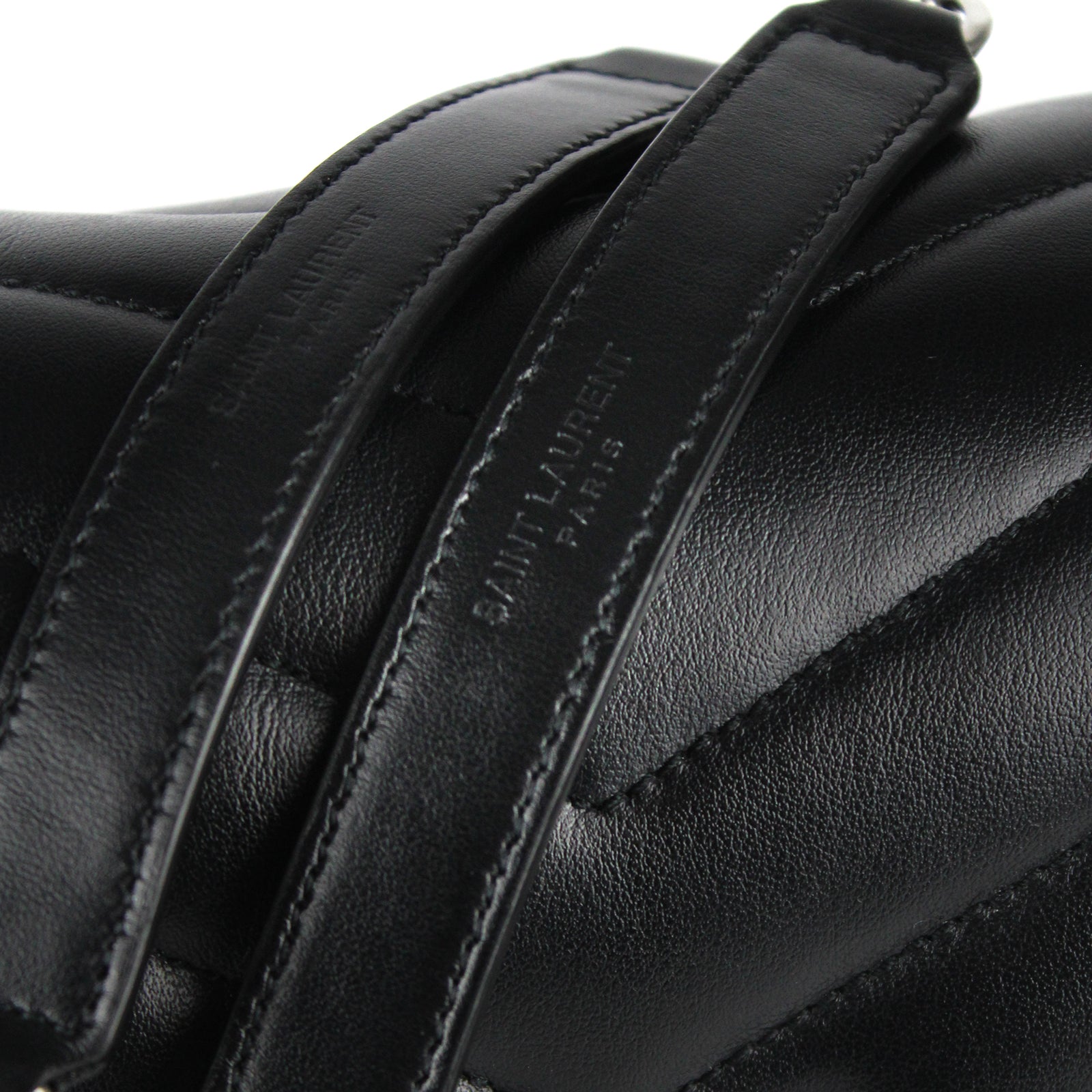 Loulou medium en cuir matelassé