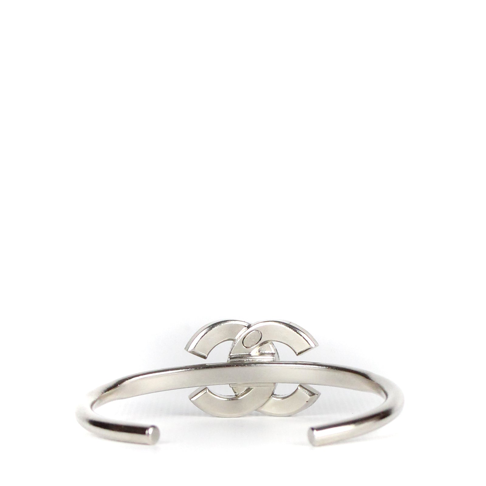 CHANEL - Silver bangle bracelet