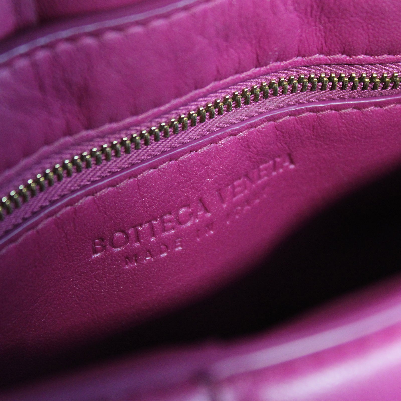 BOTTEGA VENETA - Padded Cassette shoulder bag