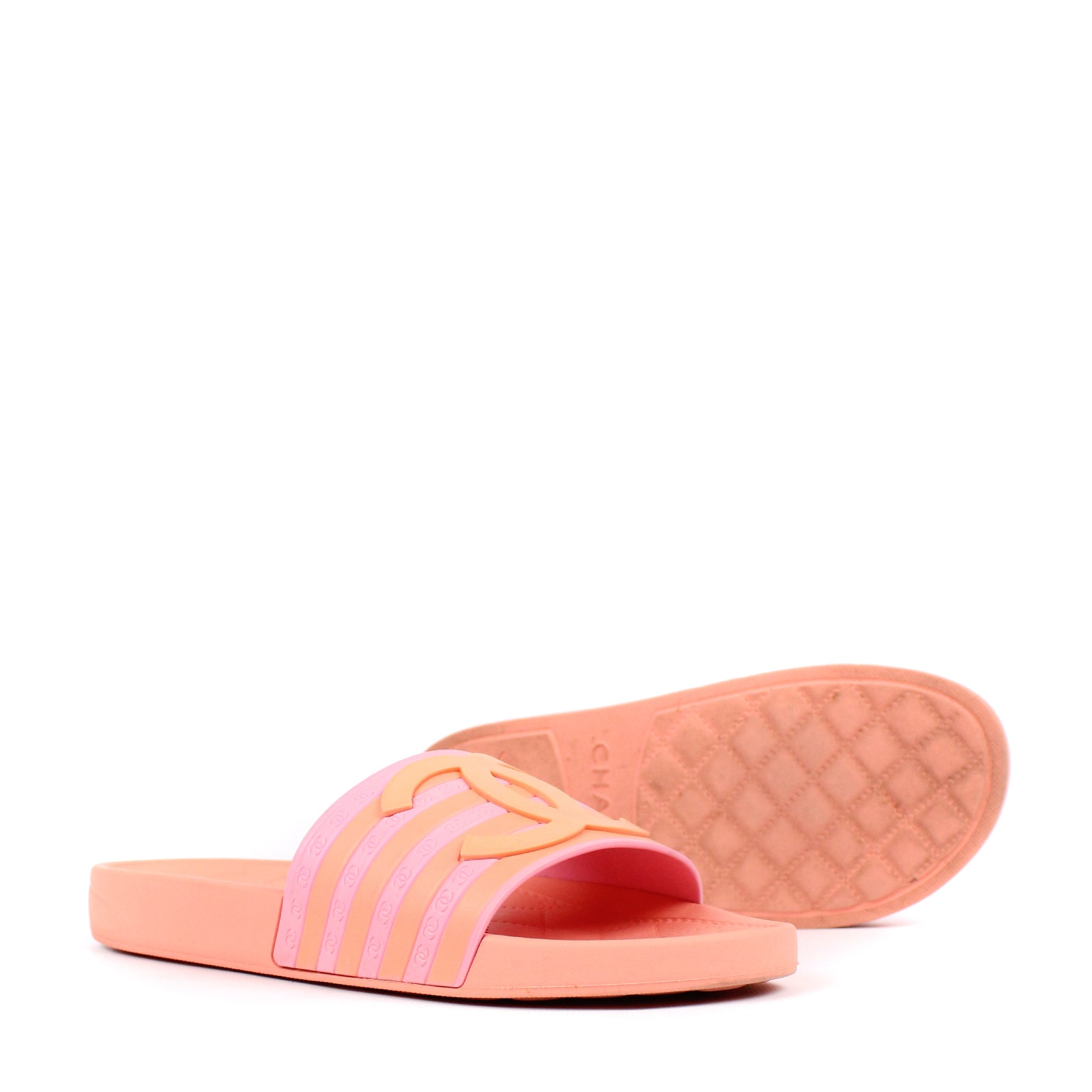 CHANEL - Rubber sandals (T38)