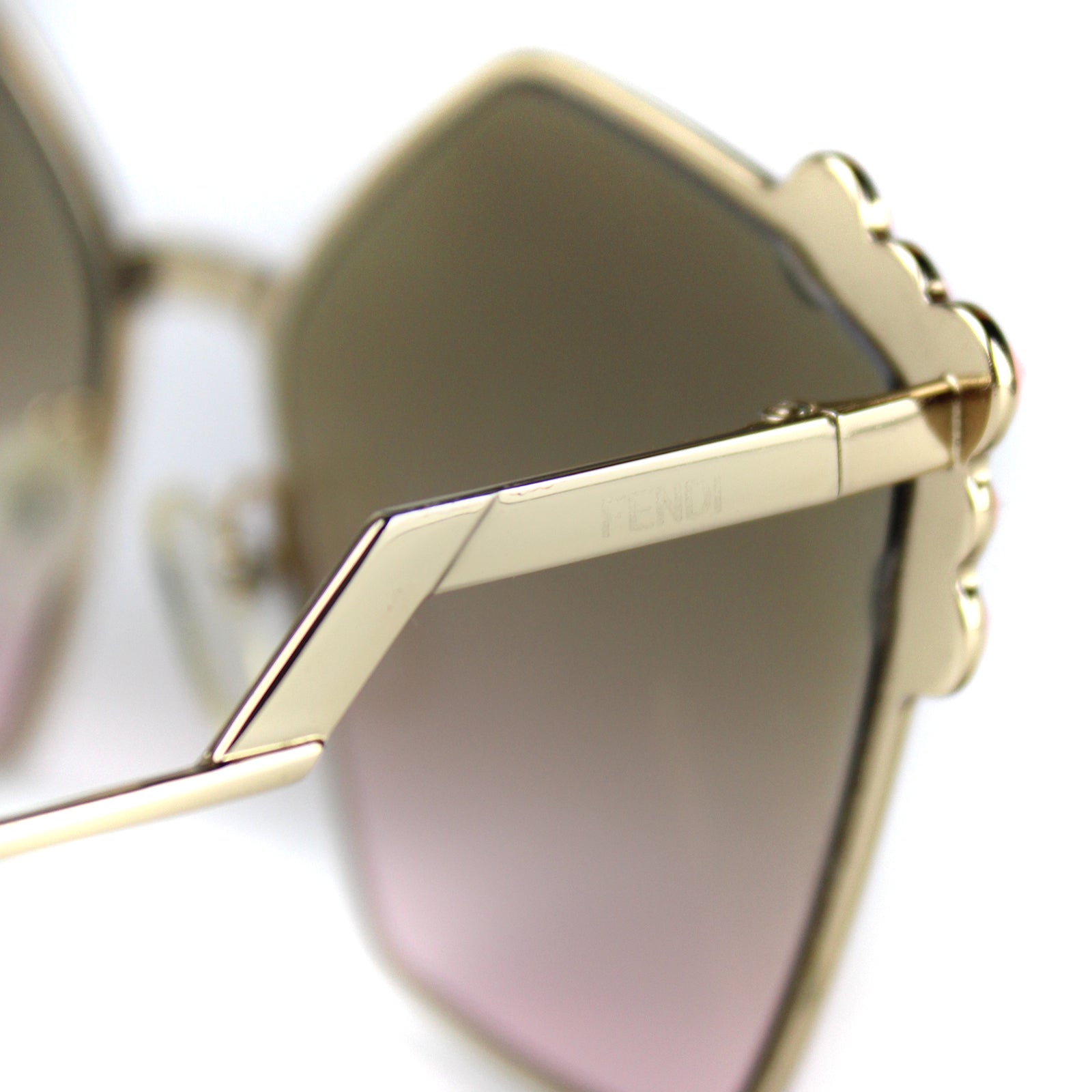 FENDI - Lunettes de soleil