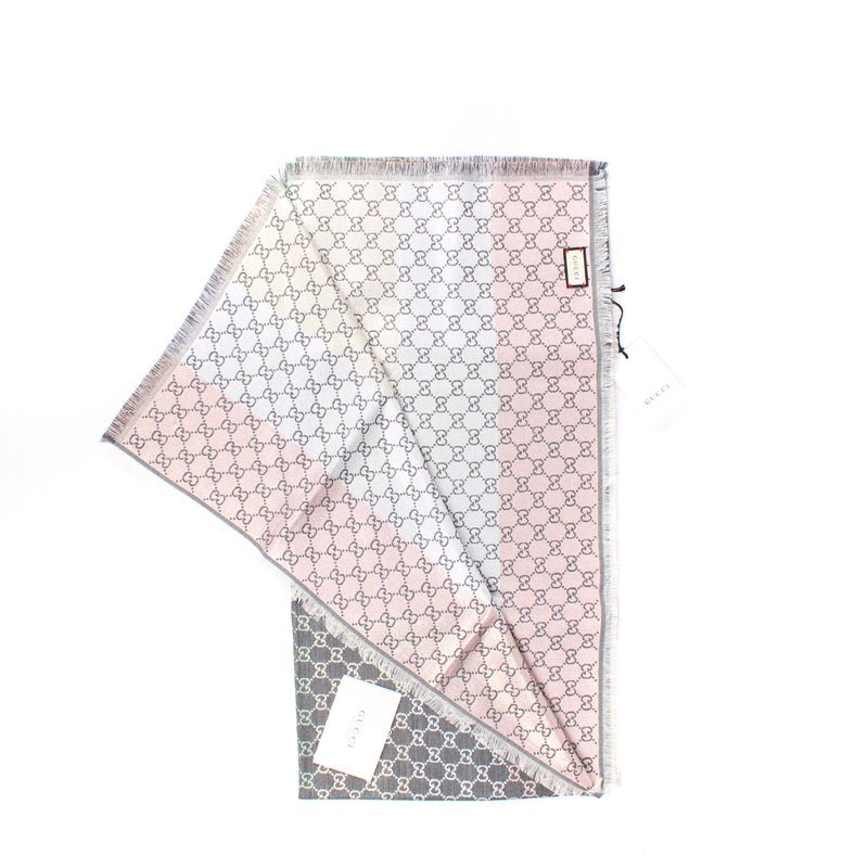 GUCCI - Châle en jacquard GG