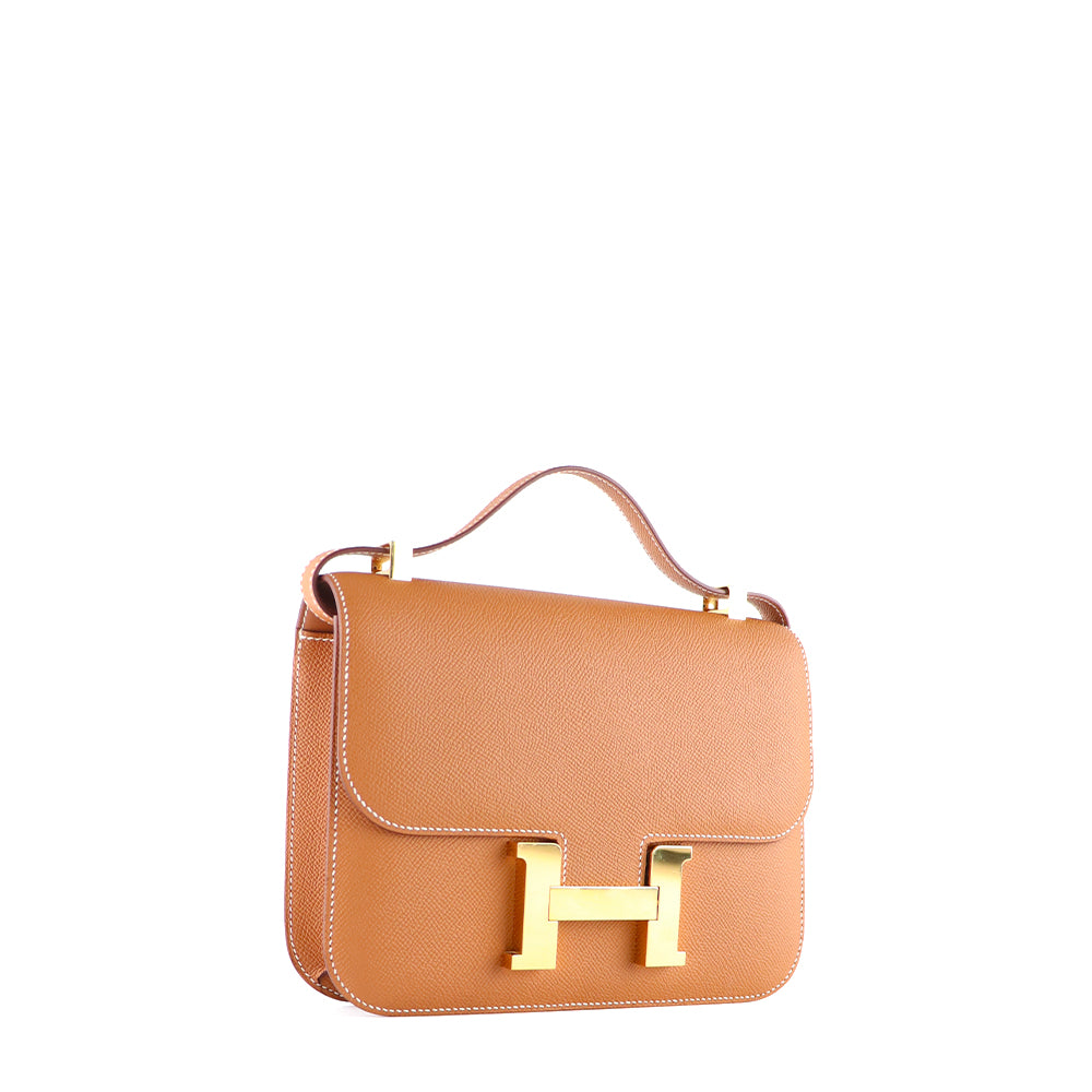 HERMÈS - Constance 24 shoulder bag in gold epsom leather