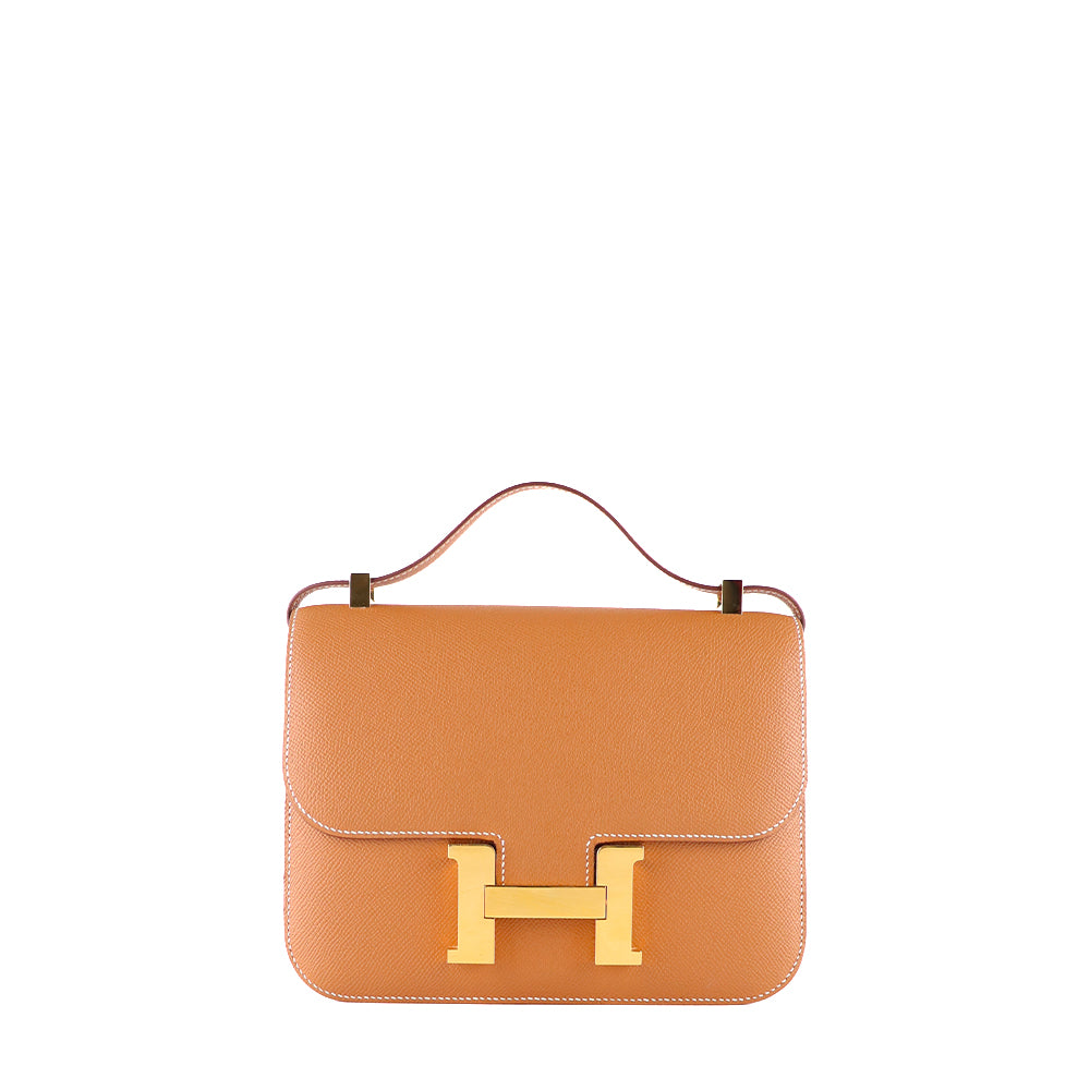 HERMÈS - Constance 24 shoulder bag in gold epsom leather
