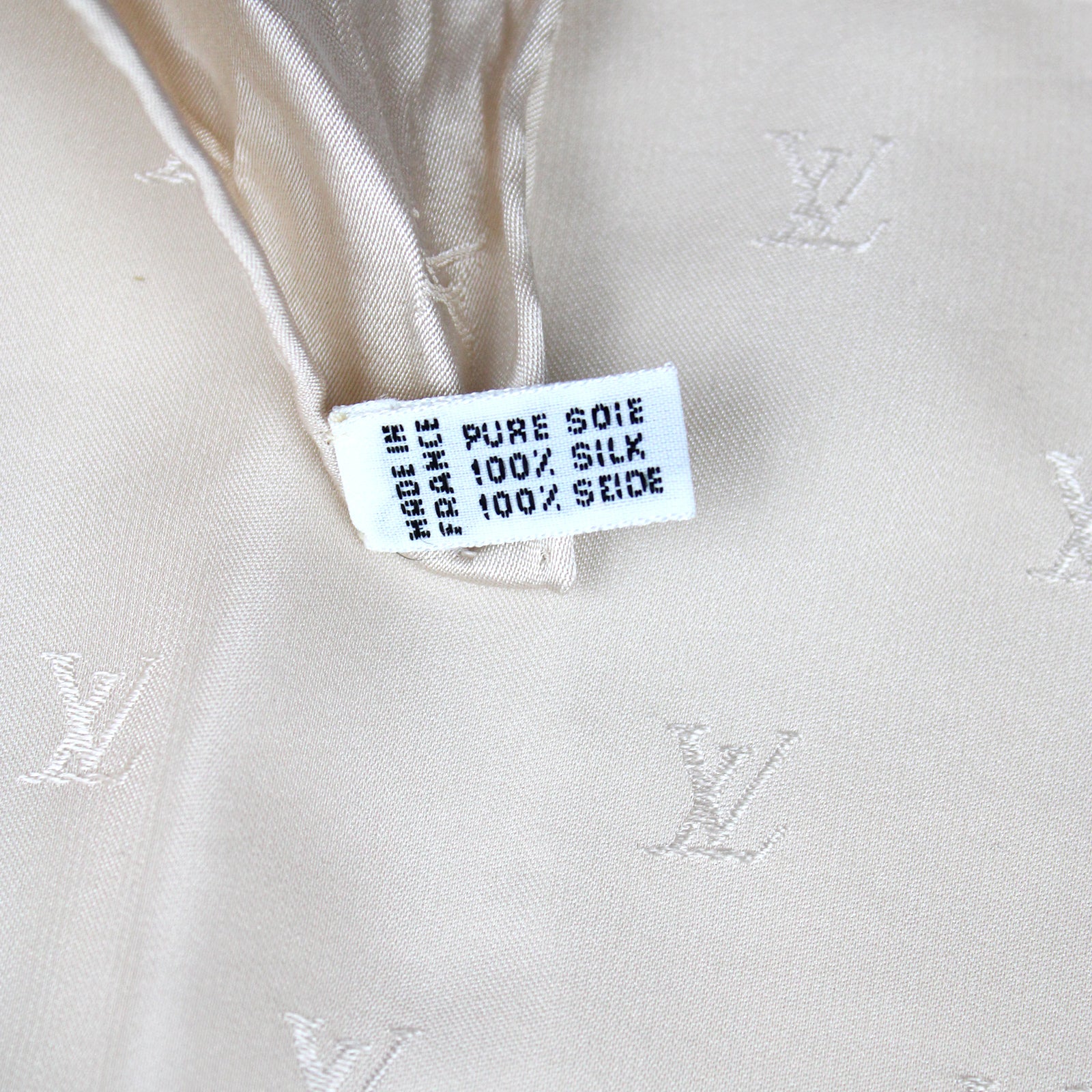 LOUIS VUITTON - Silk scarf 30