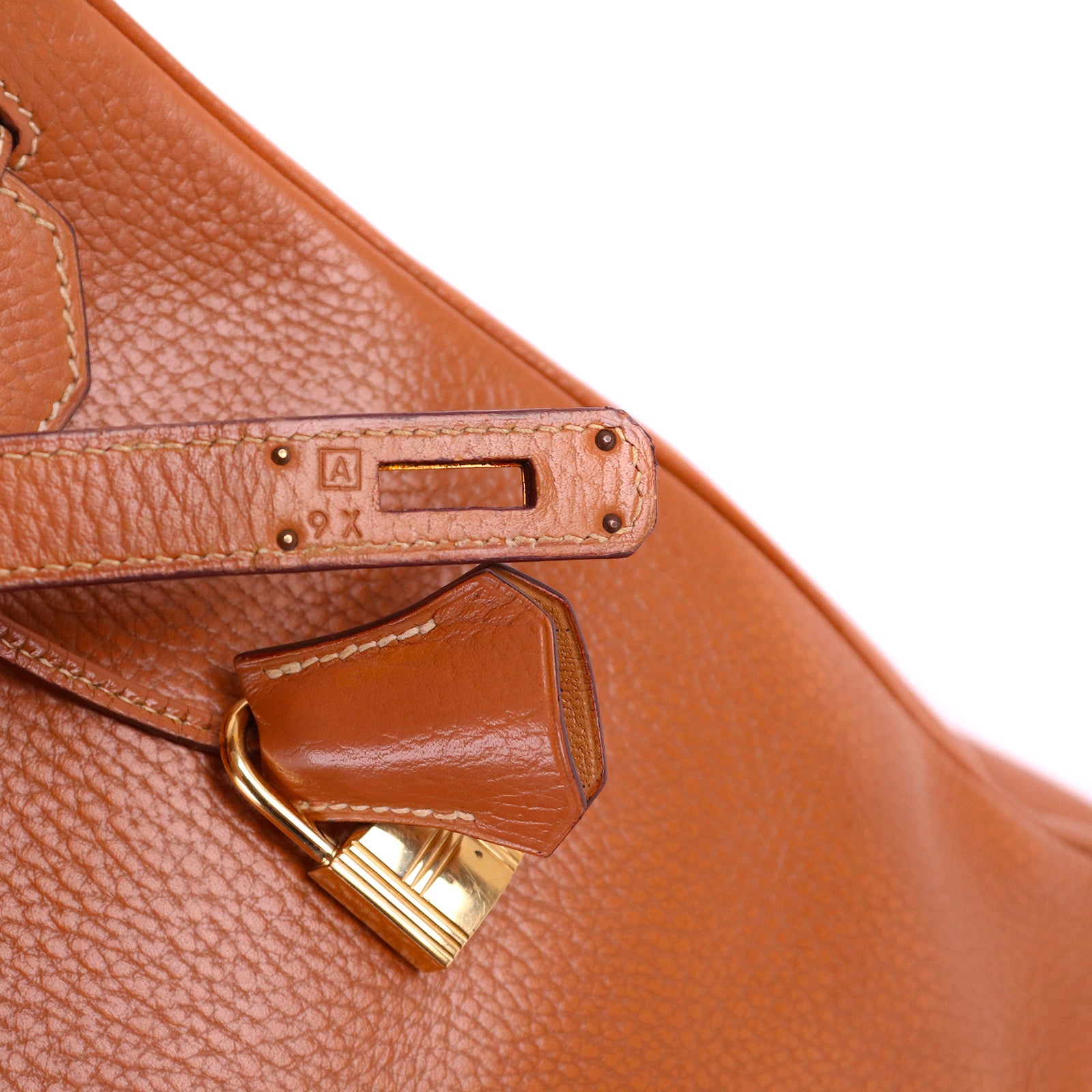 HERMÈS - Birkin 40 en cuir togo gold